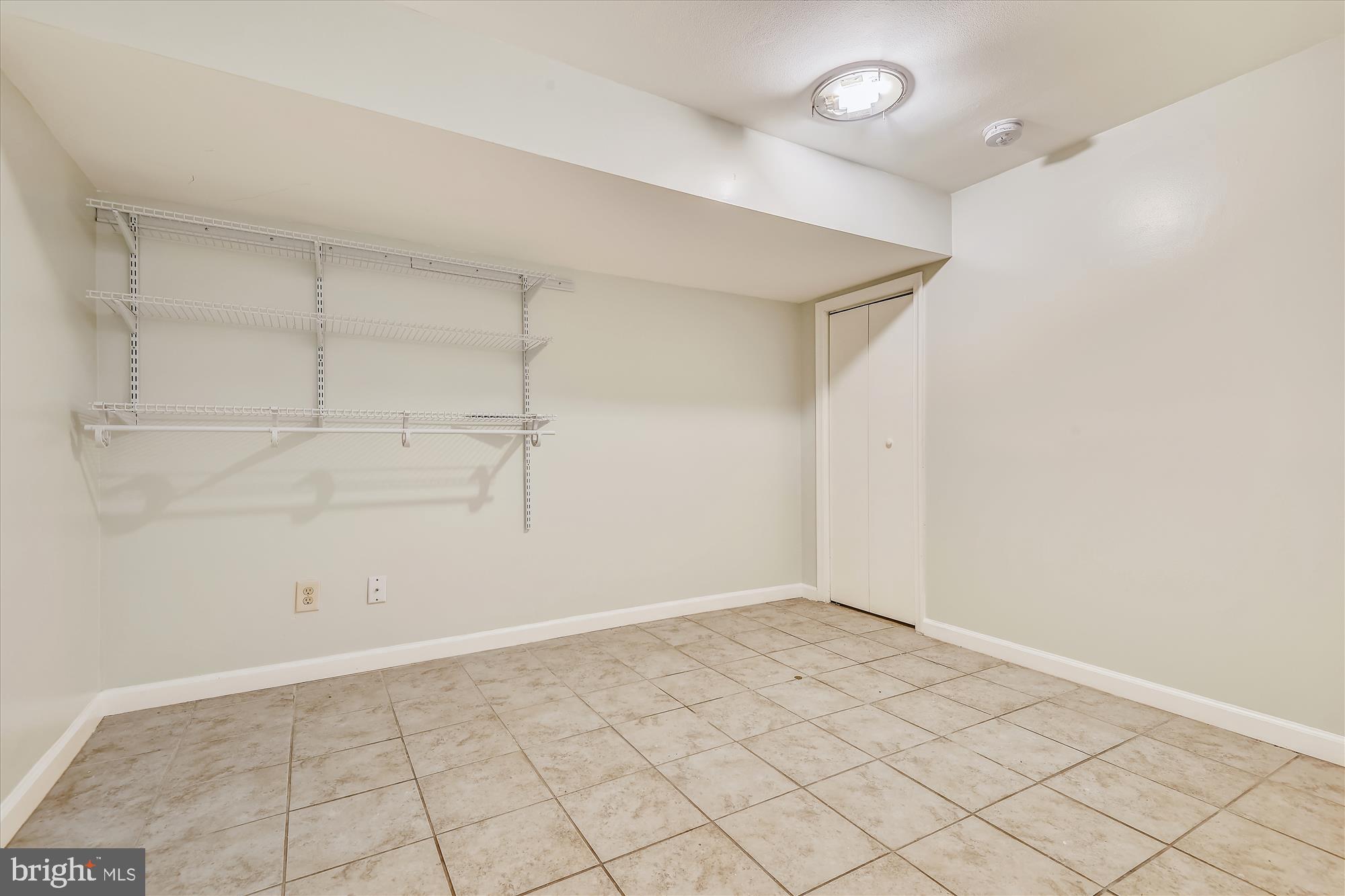 MIDDLESEX - Residential