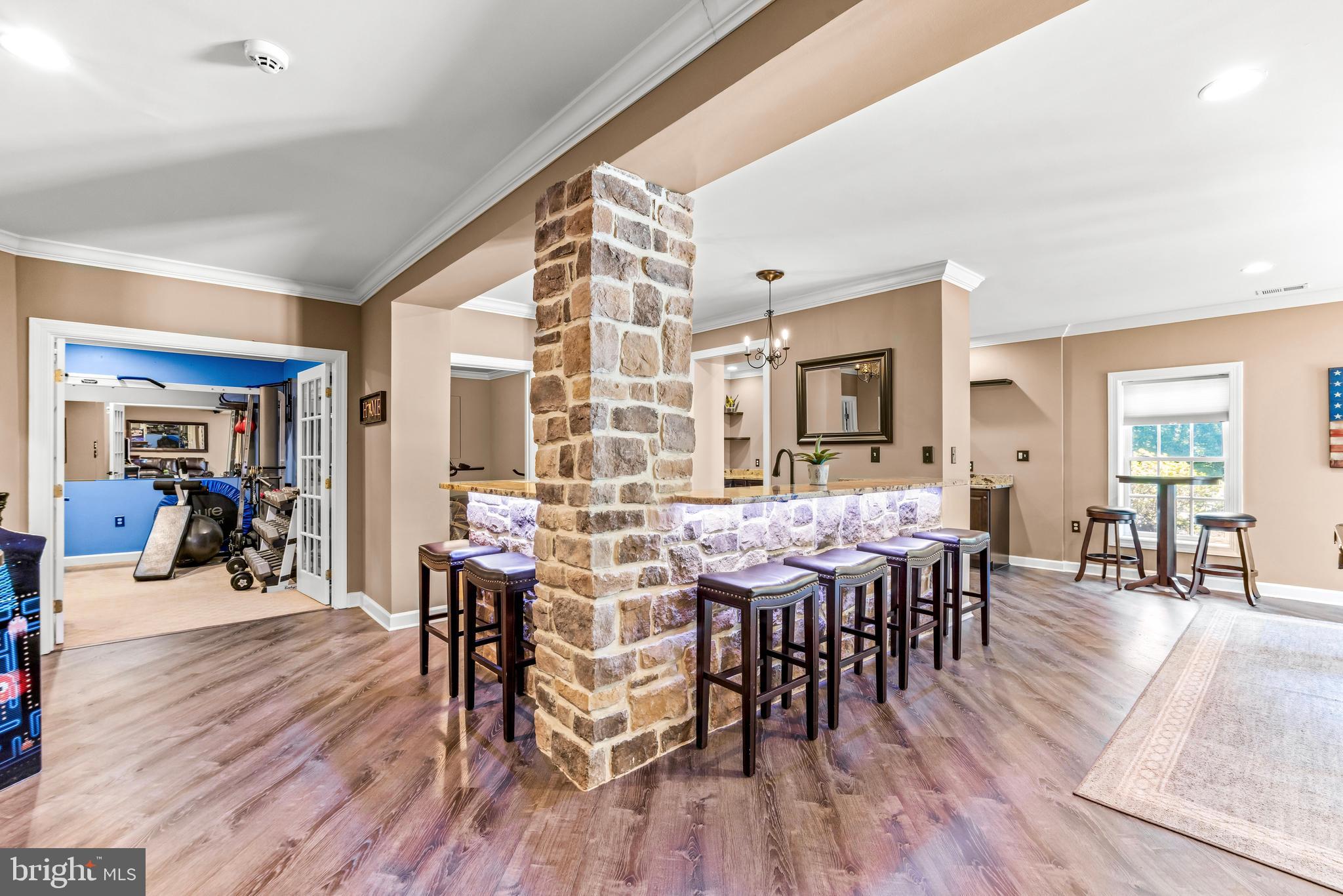 LAKE FOREST - Residential