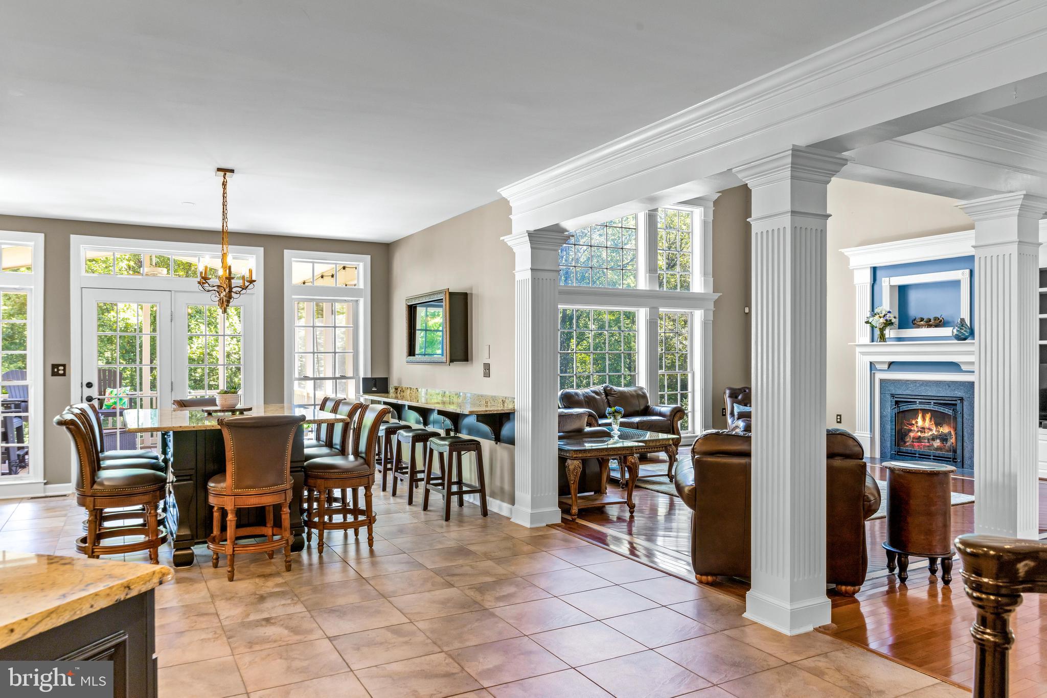 LAKE FOREST - Residential