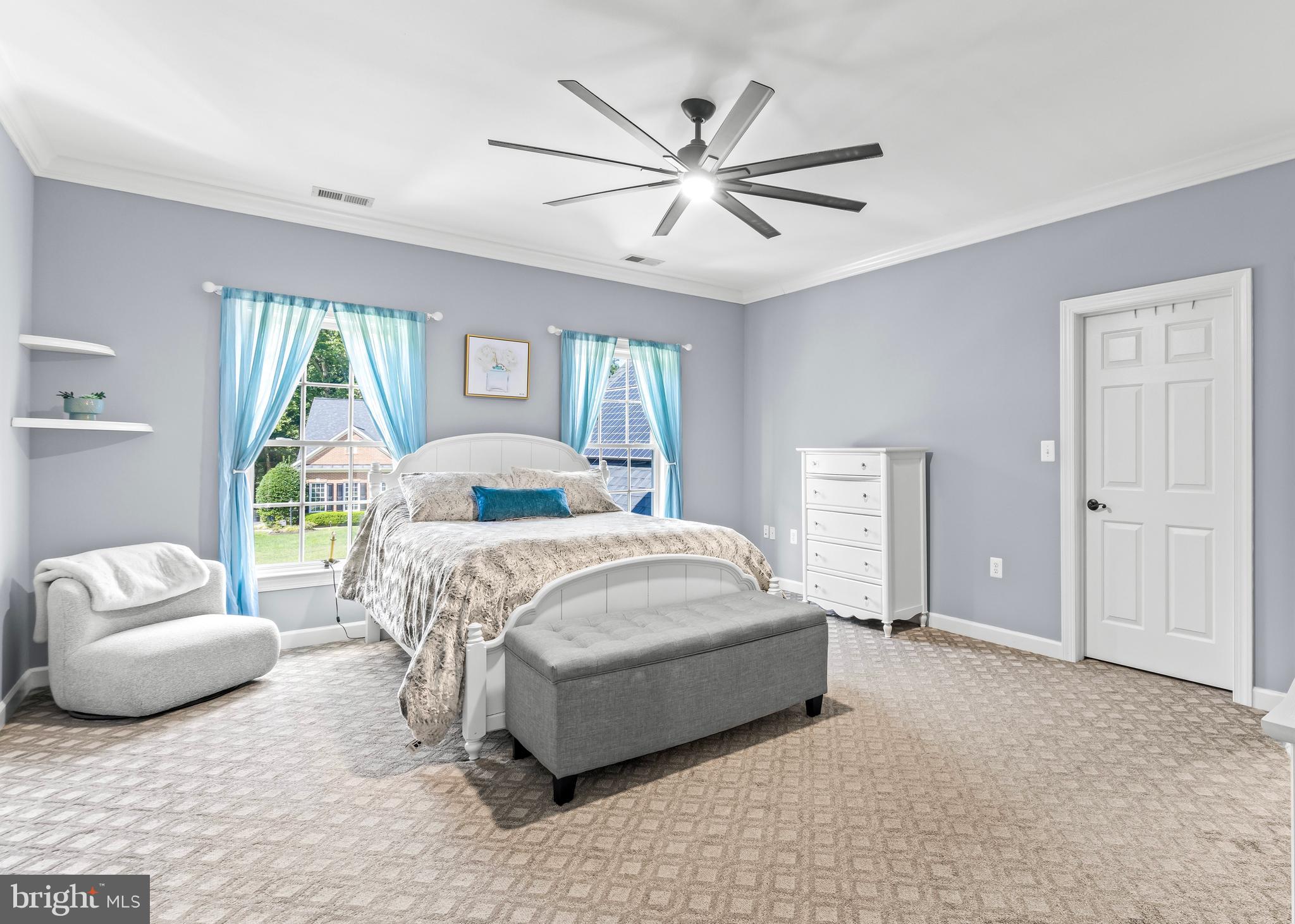 LAKE FOREST - Residential