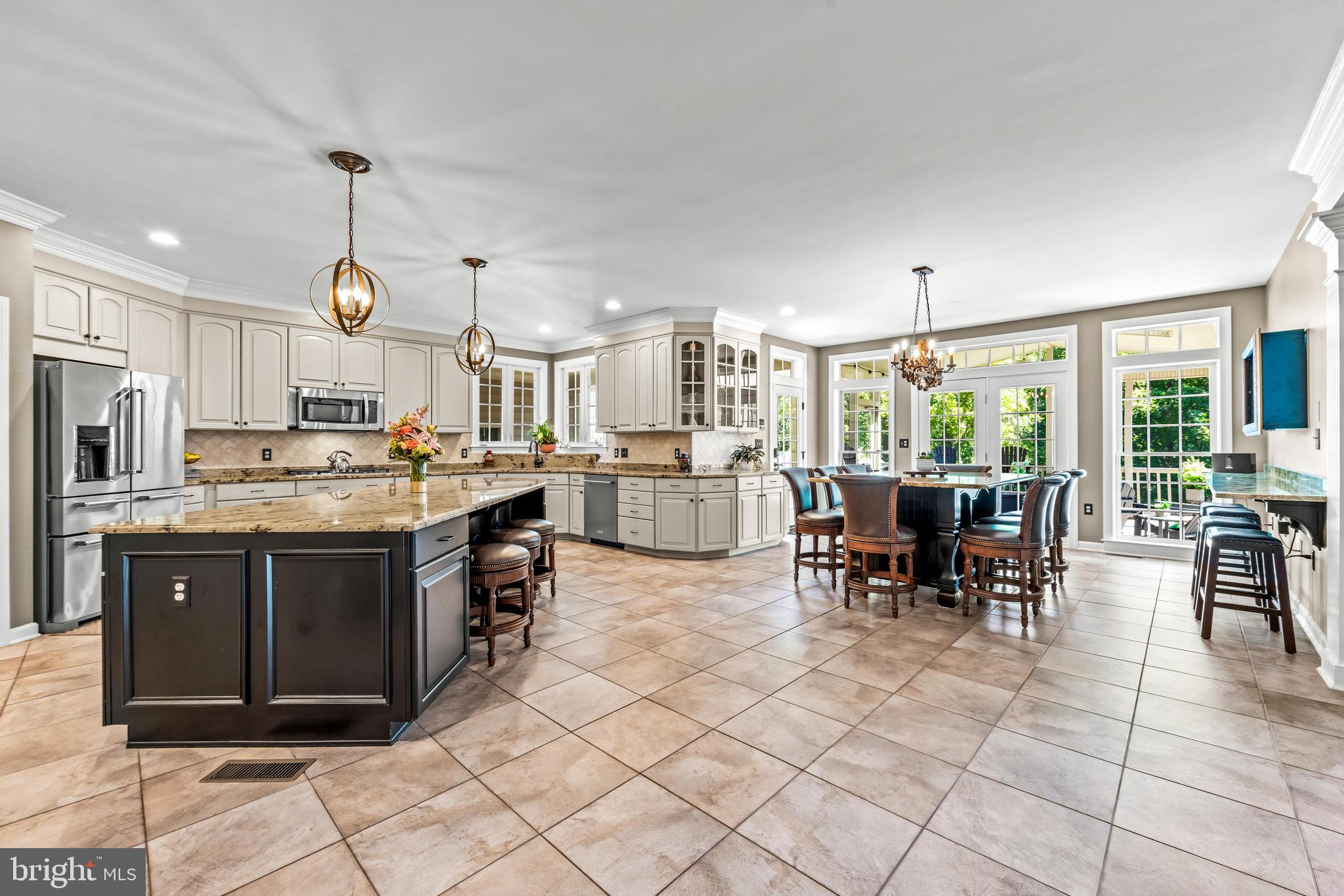 LAKE FOREST - Residential