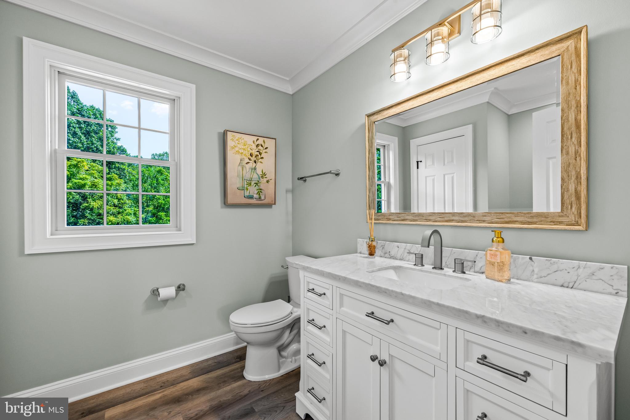 LAKE FOREST - Residential