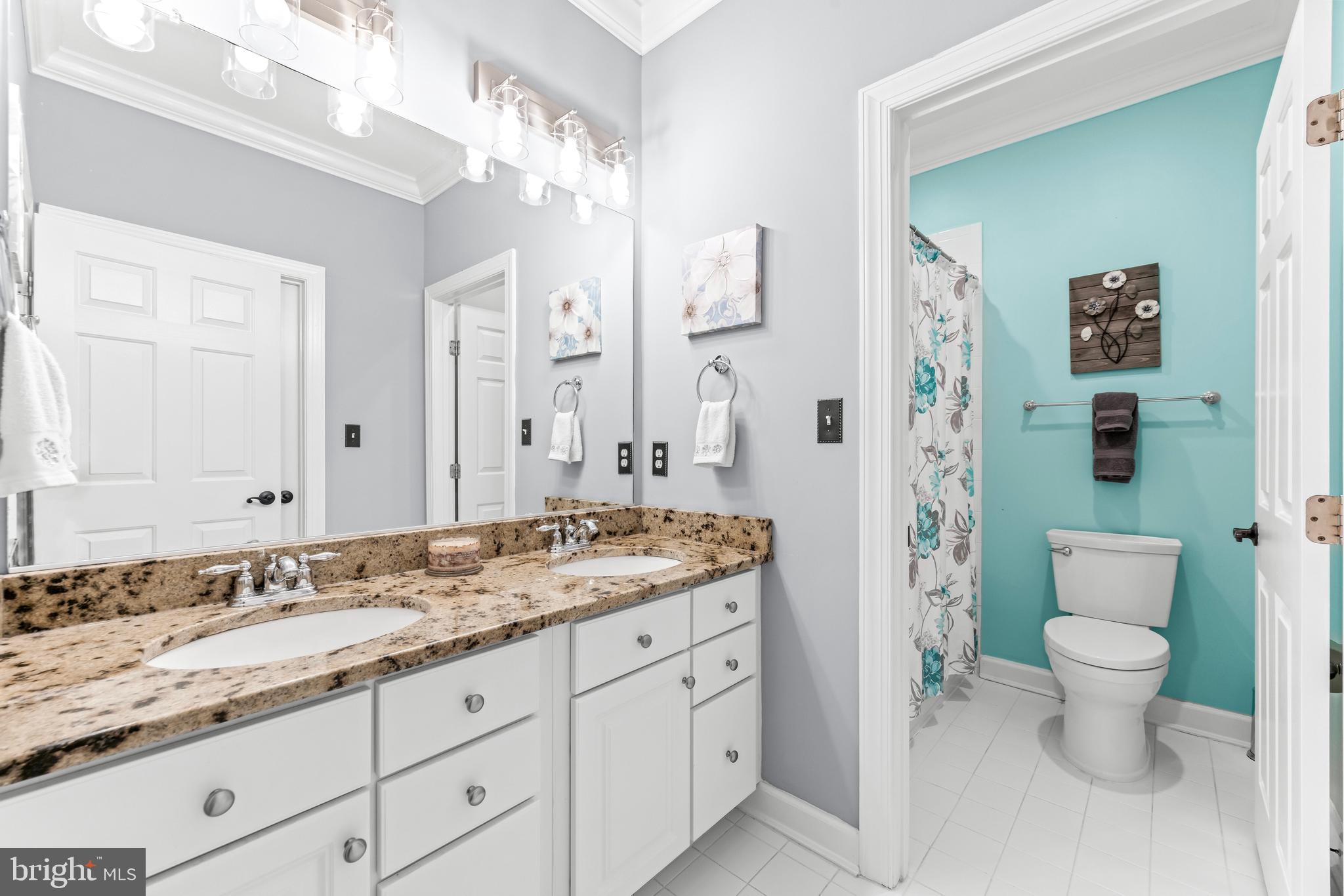 LAKE FOREST - Residential