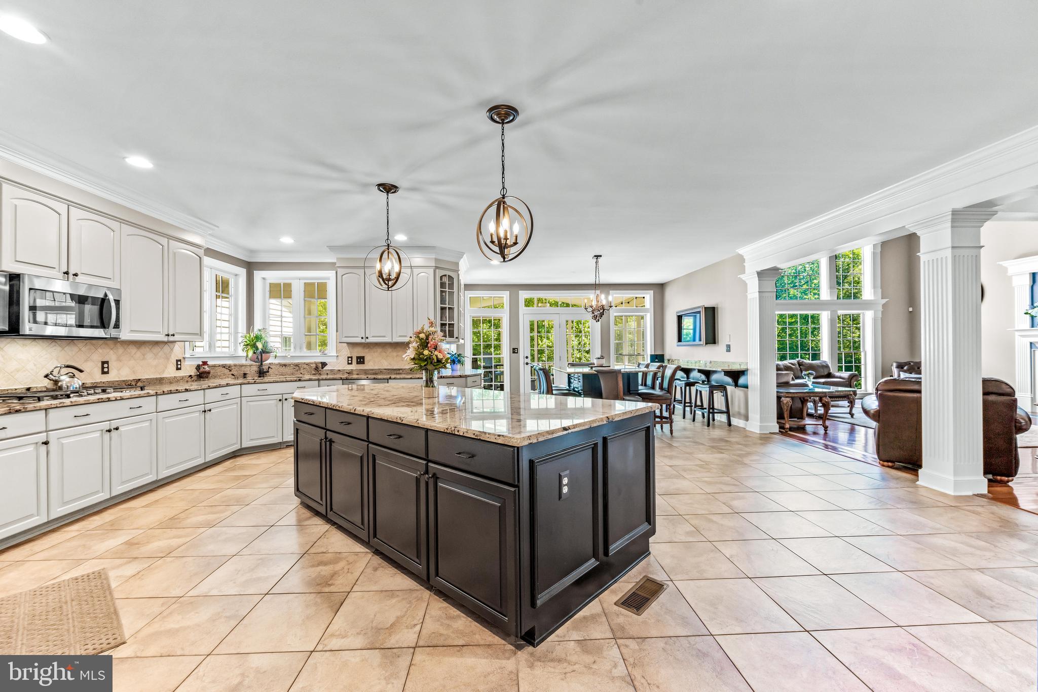 LAKE FOREST - Residential