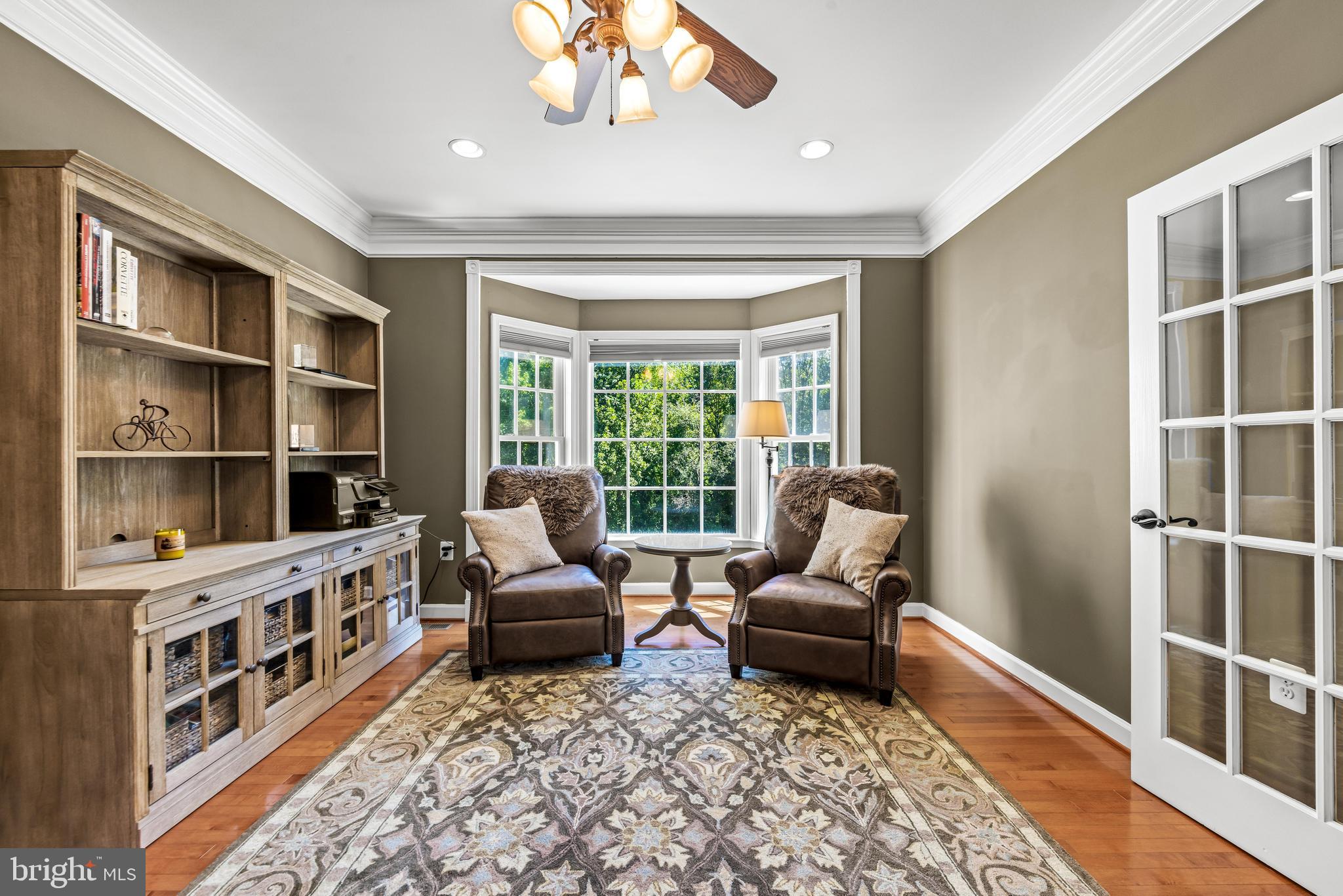 LAKE FOREST - Residential