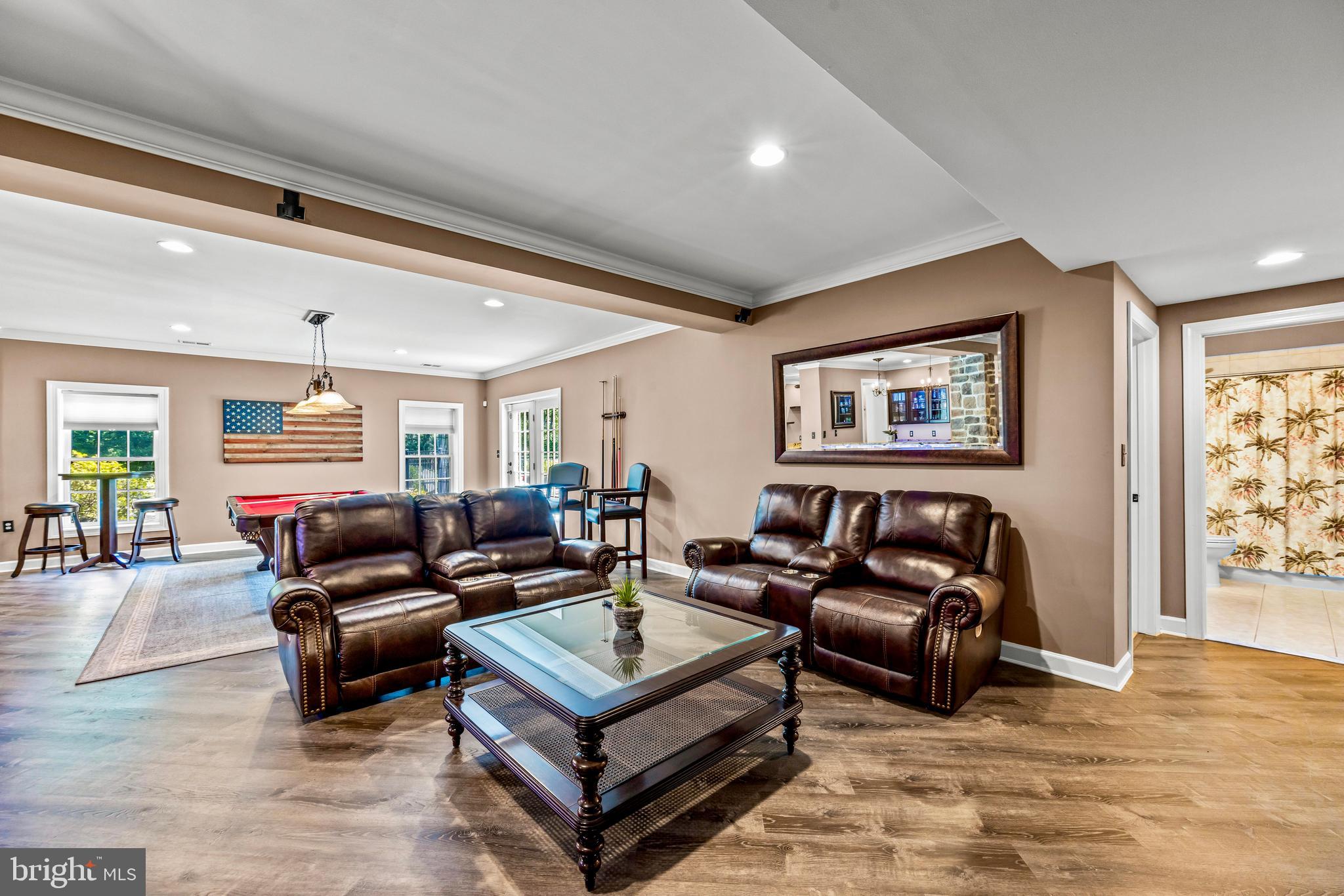 LAKE FOREST - Residential