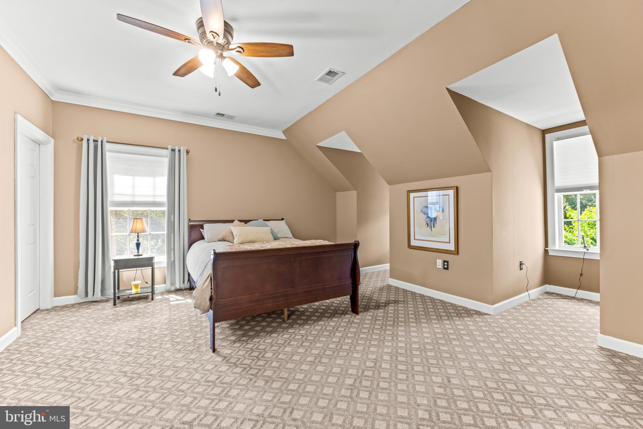 LAKE FOREST - Residential