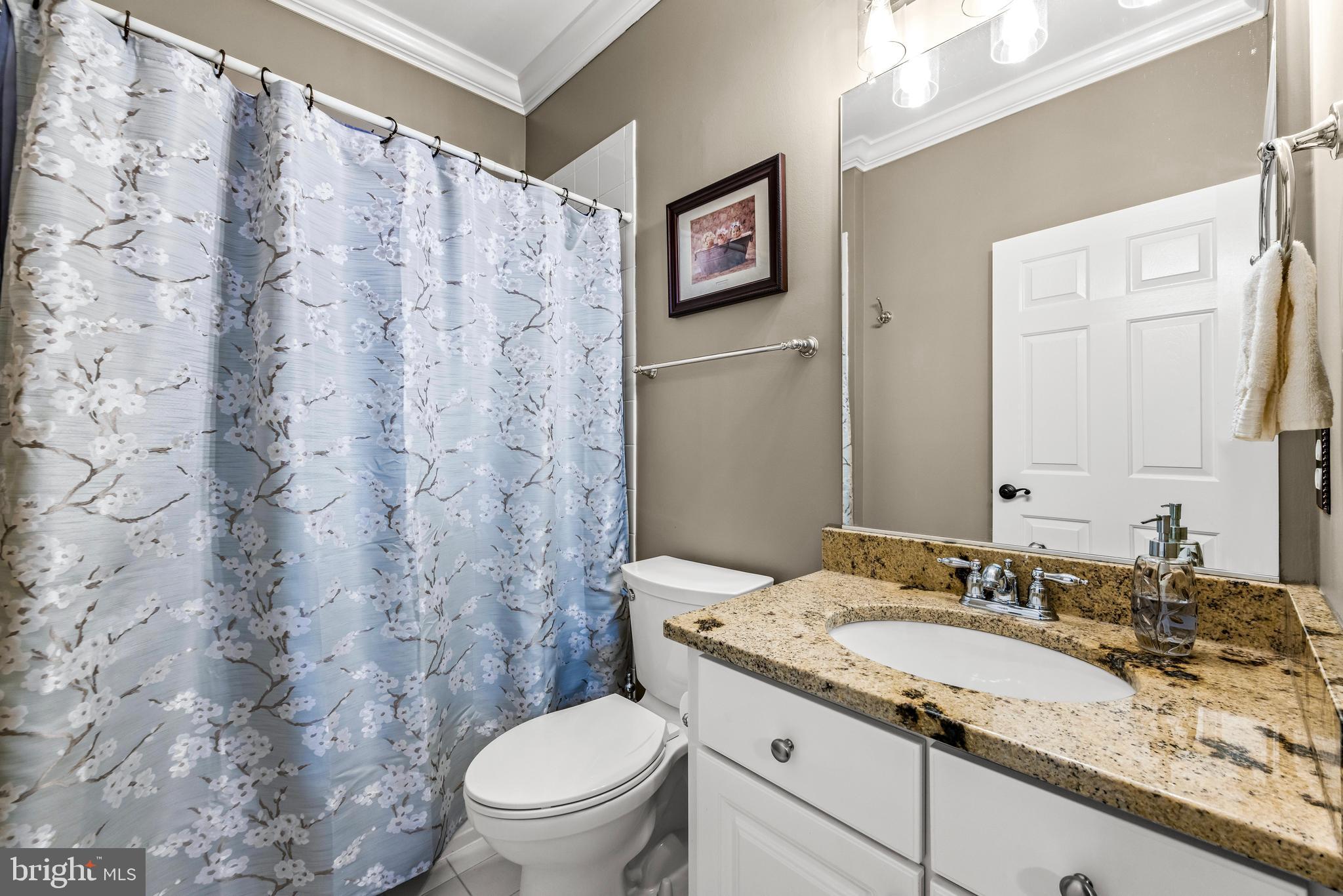 LAKE FOREST - Residential