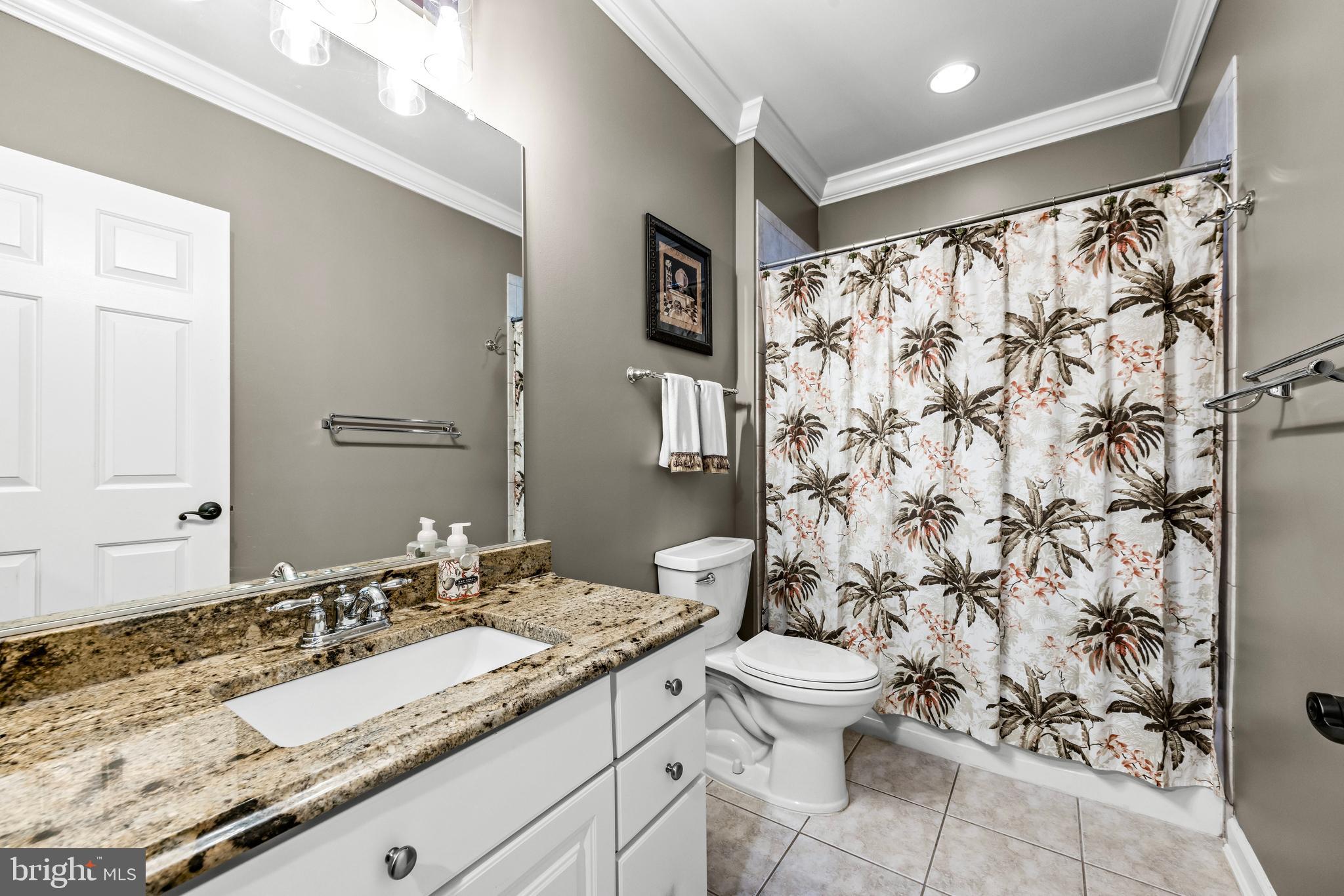 LAKE FOREST - Residential