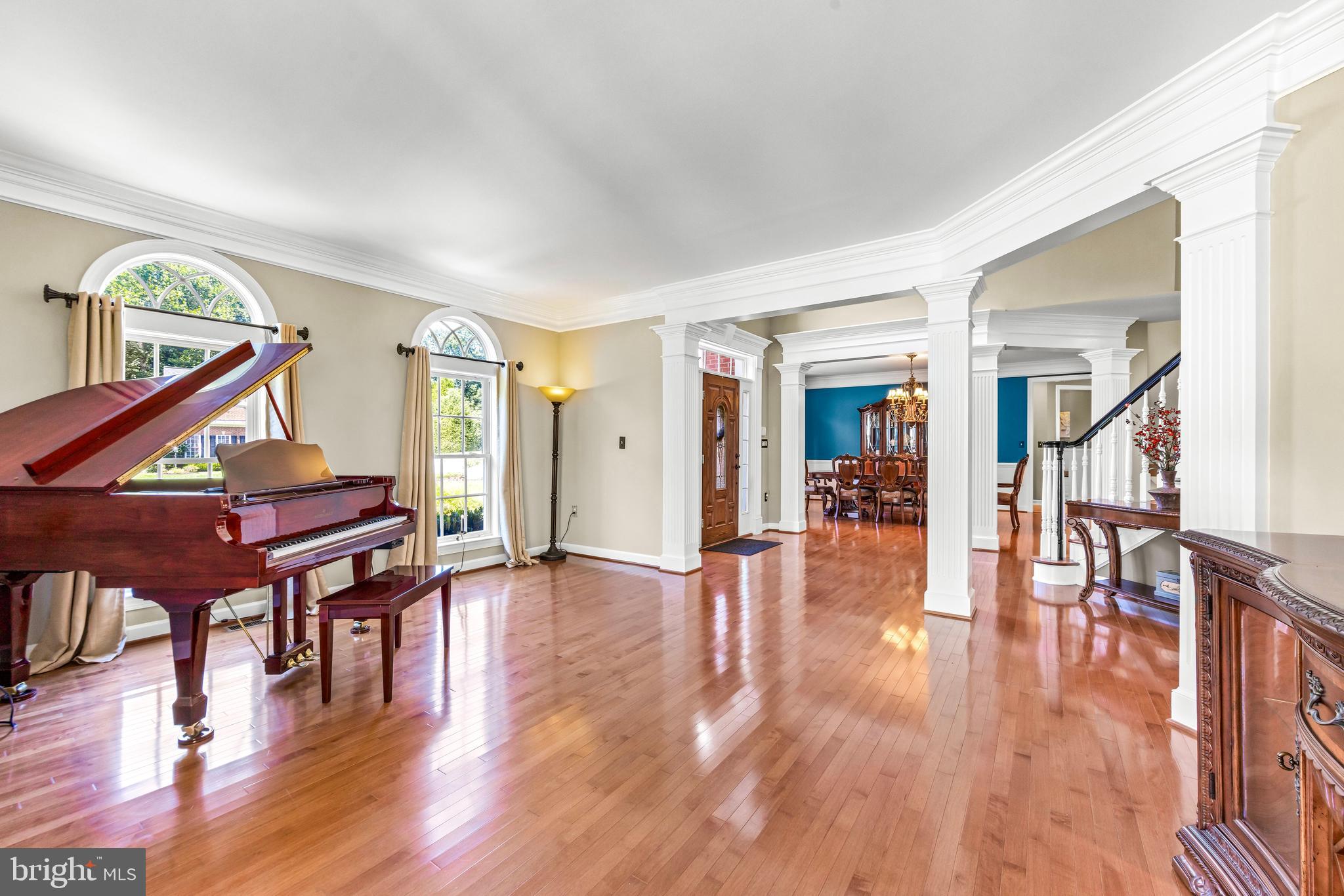 LAKE FOREST - Residential