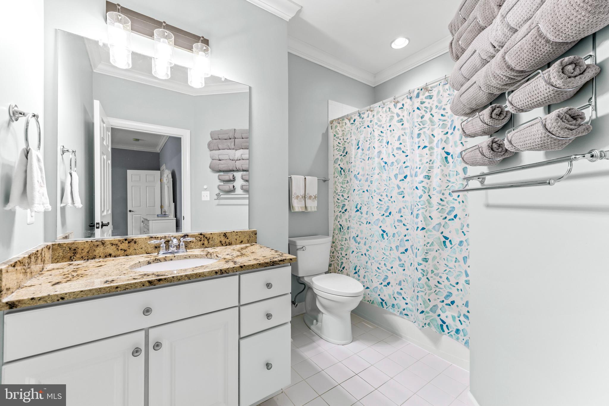 LAKE FOREST - Residential