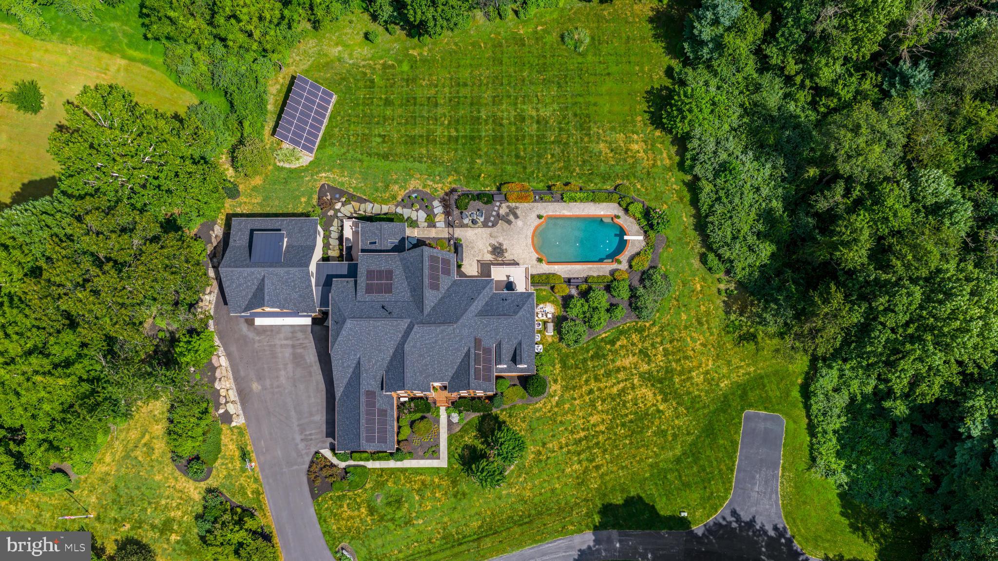 1703 LAKE FOREST DRIVE