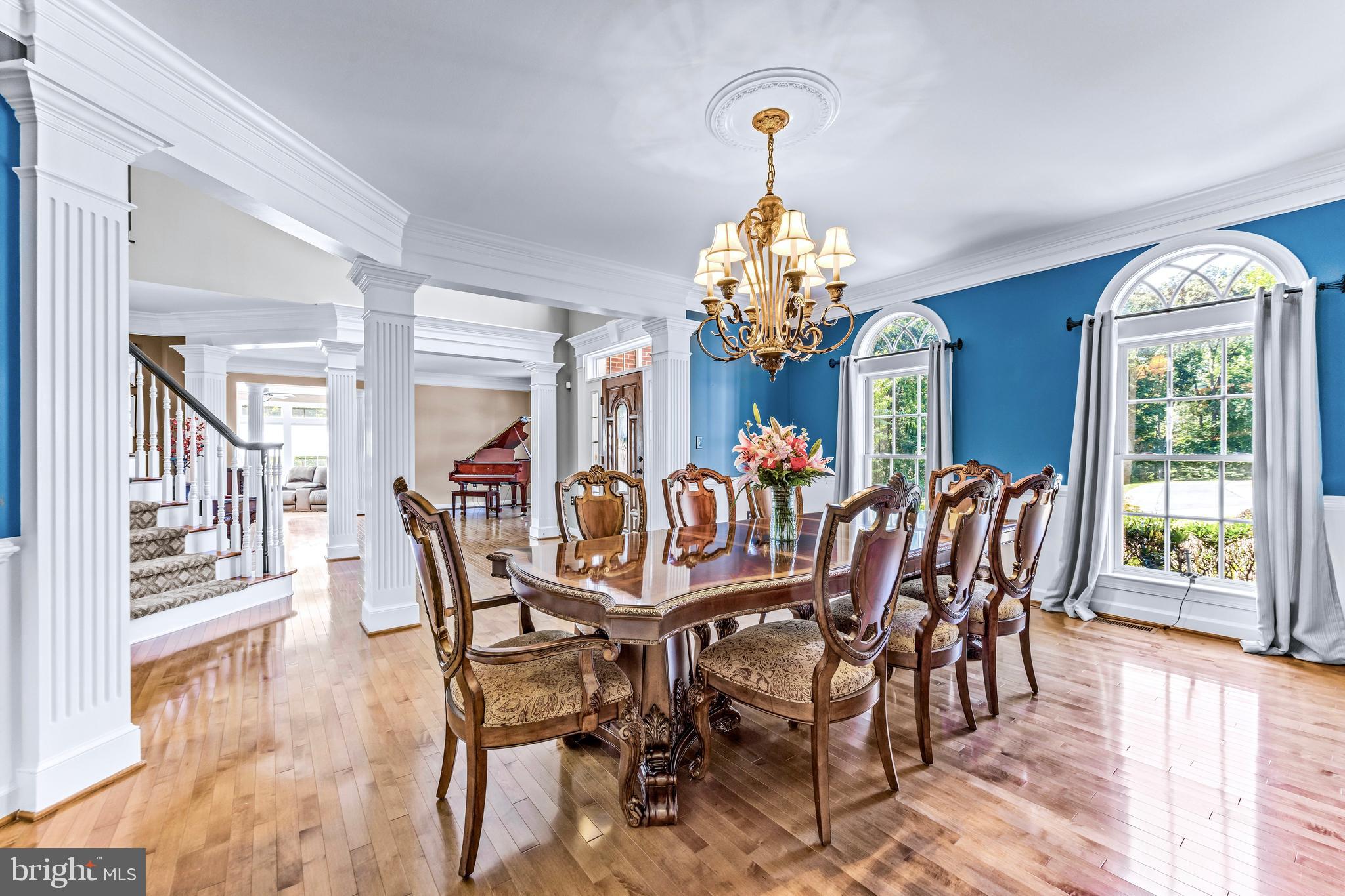 LAKE FOREST - Residential