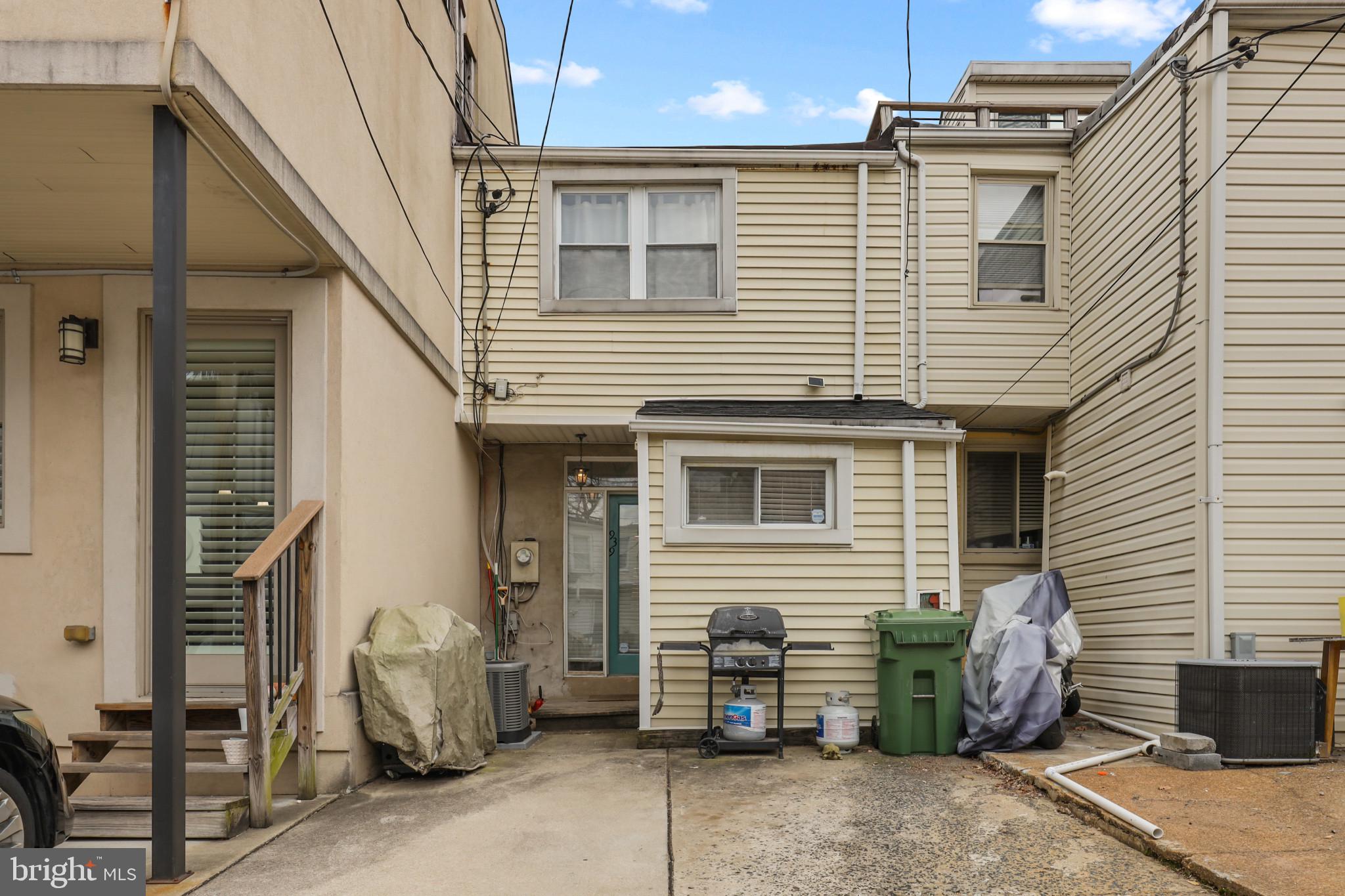 CANTON - Residential