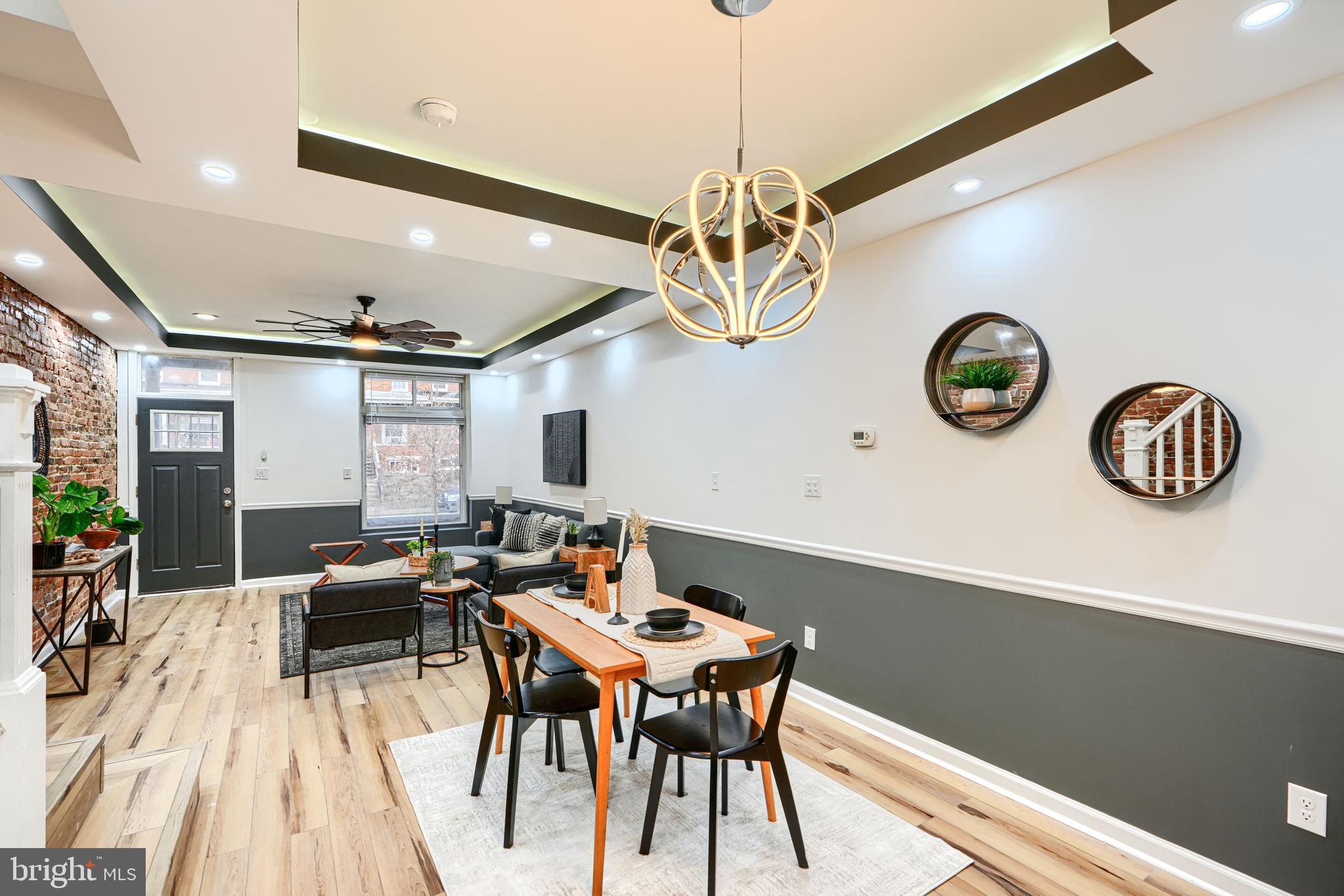 MONTEBELLO LAKE - Residential