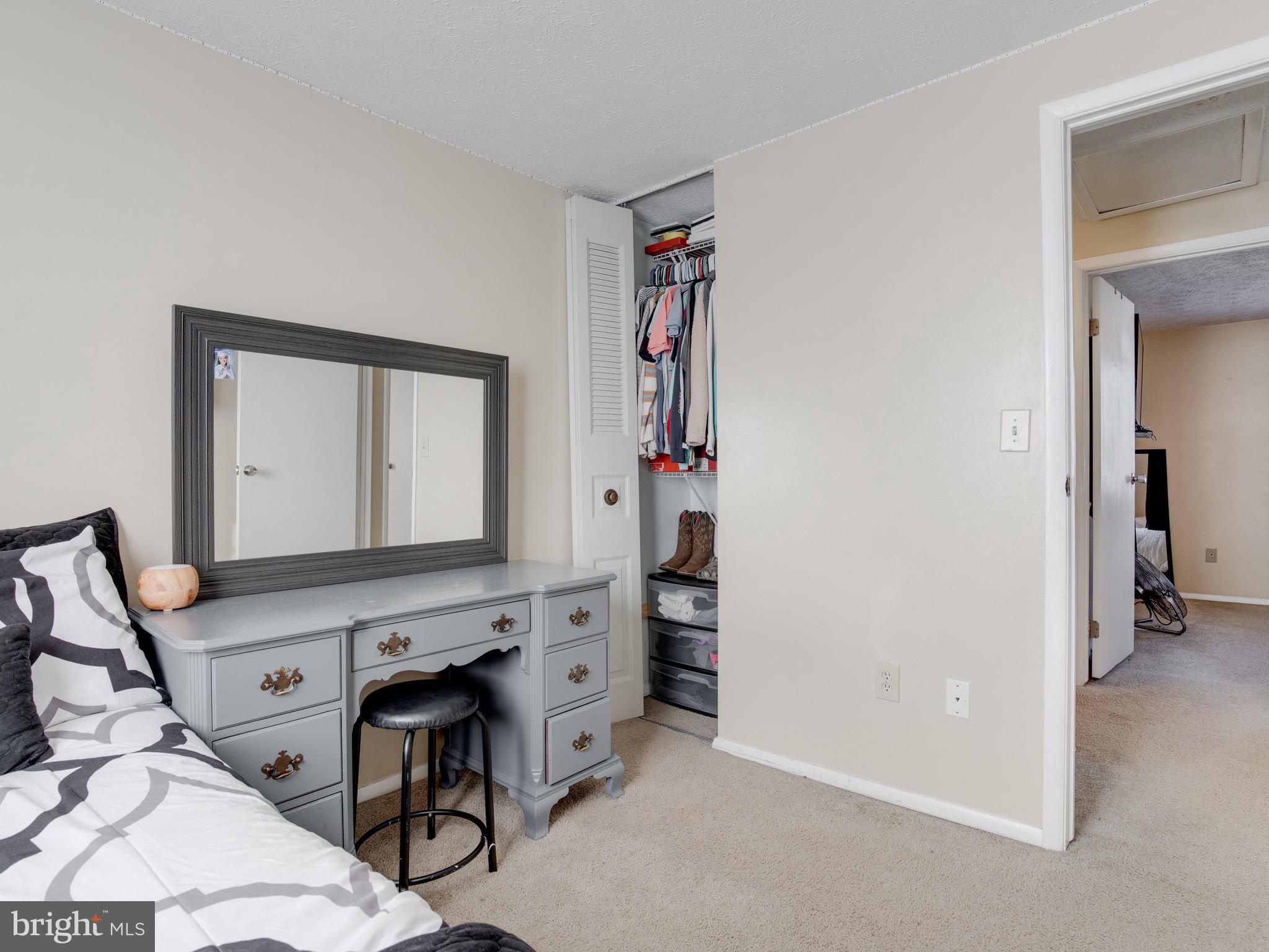 CHESTERFIELD - Residential