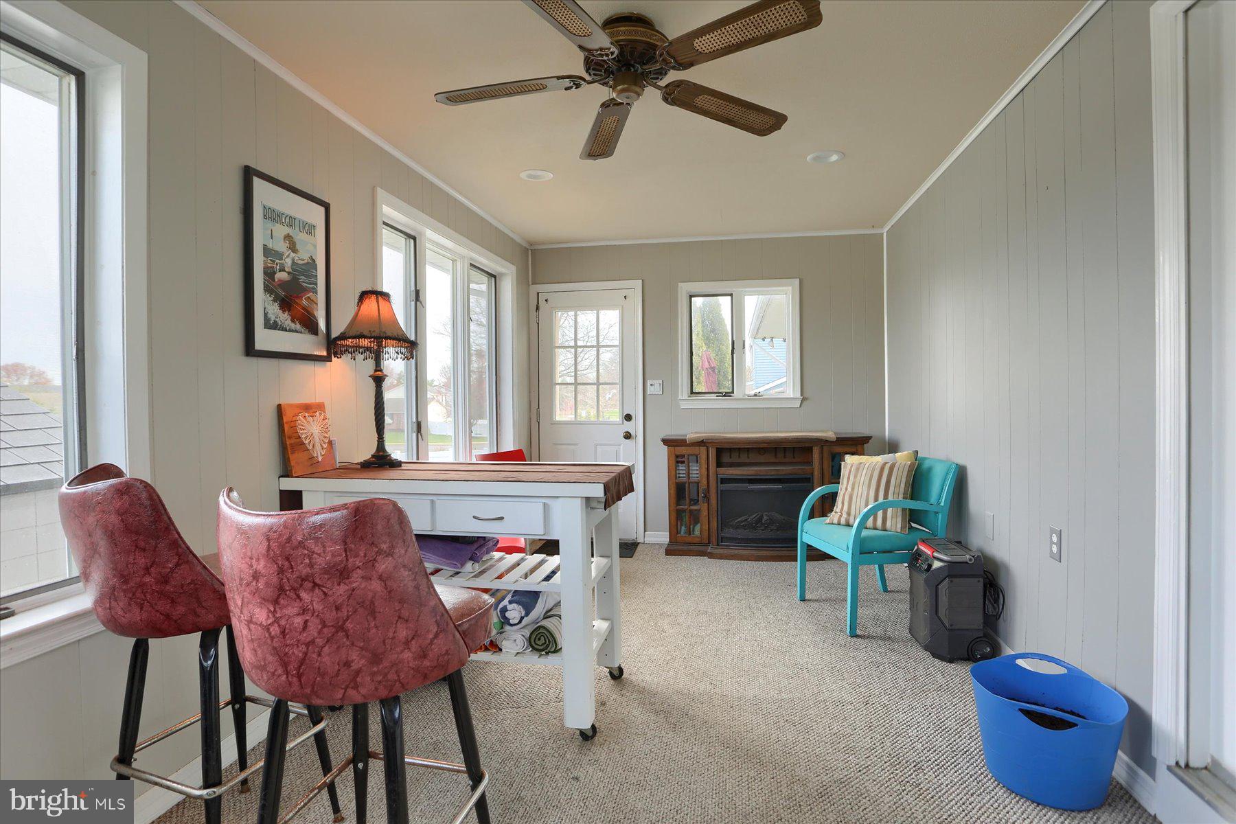 LONDONDERRY VILLAGE - Residential