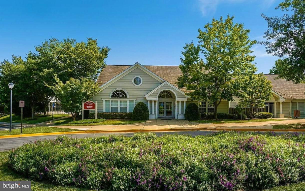 GERMANTOWN ESTATES - Residential Lease