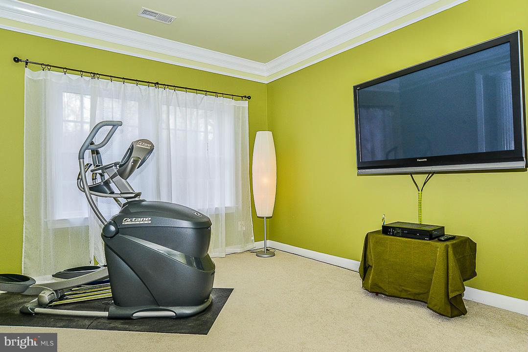 LIBERTY OAKS - Residential