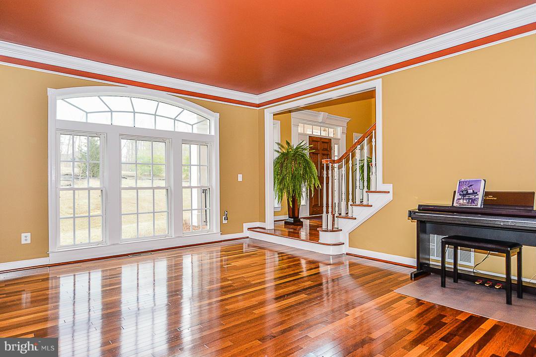 LIBERTY OAKS - Residential