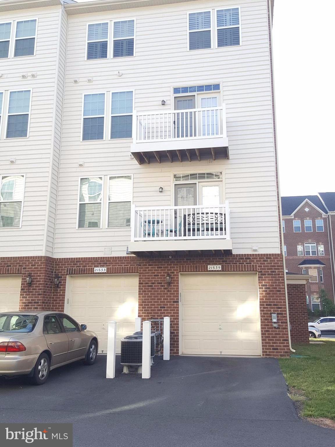 MORLEY CORNER - Residential Lease