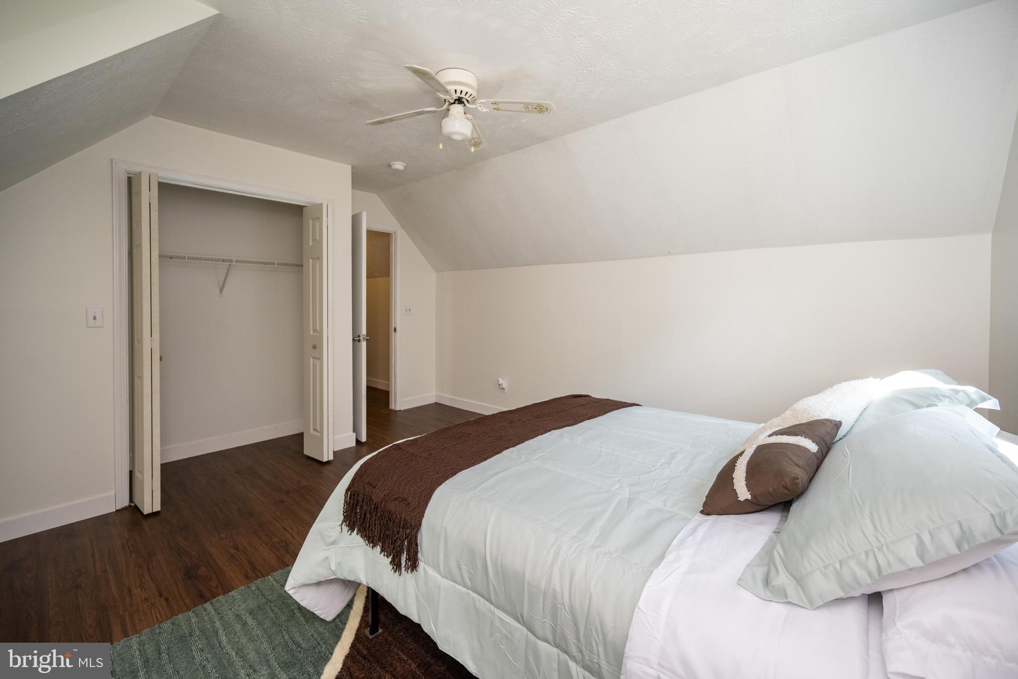 MITCHELL MANOR - Residential