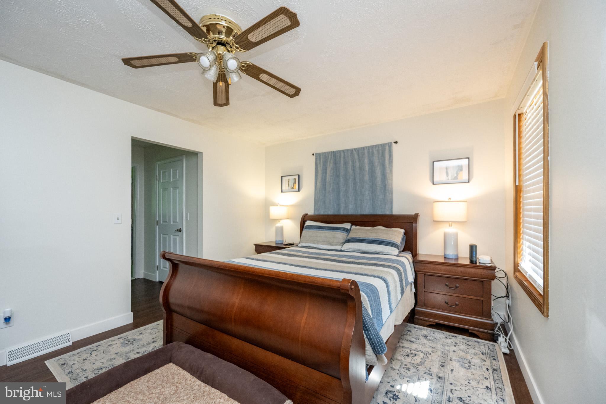 MITCHELL MANOR - Residential