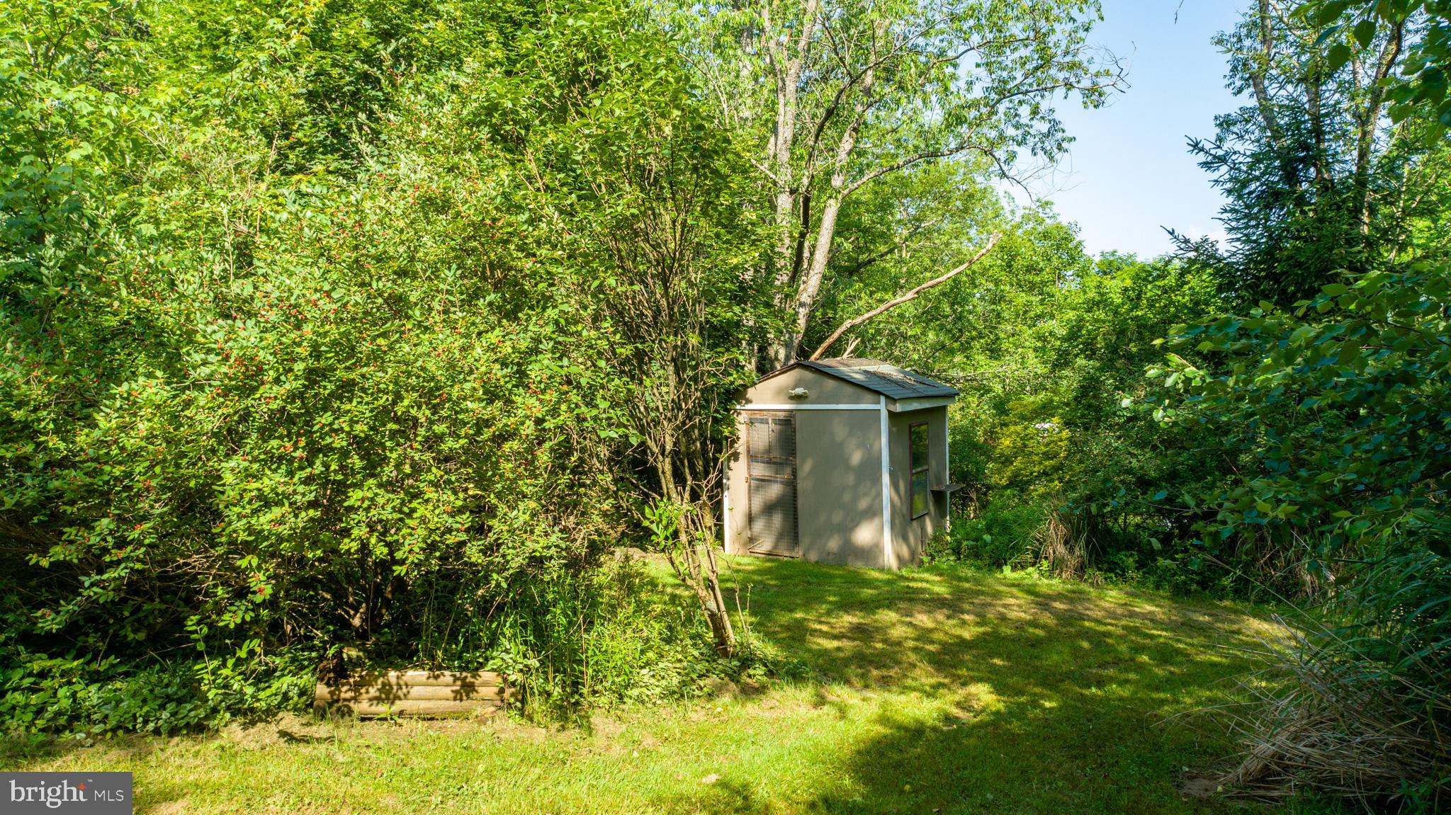 MITCHELL MANOR - Residential