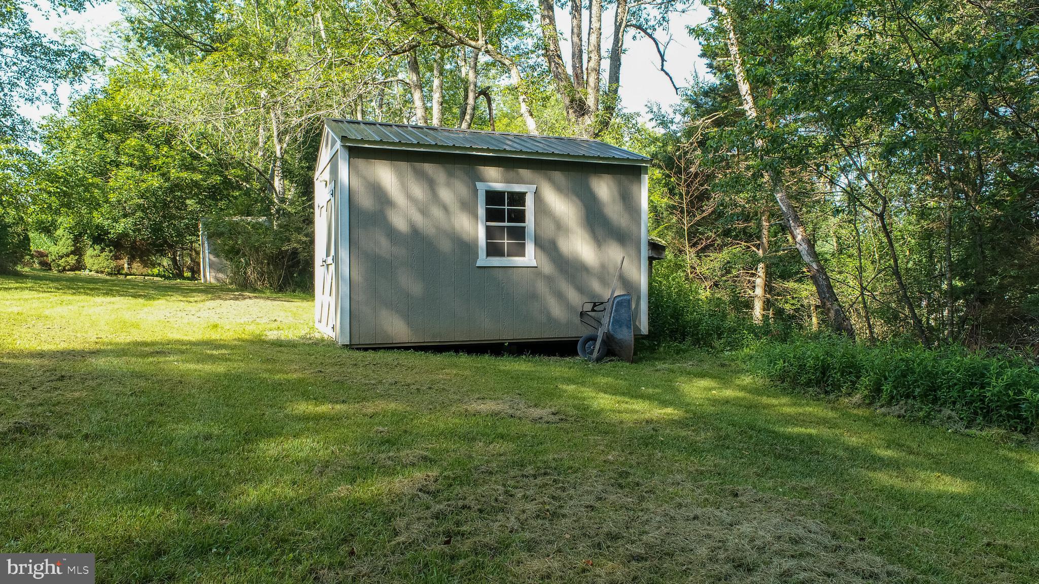 MITCHELL MANOR - Residential