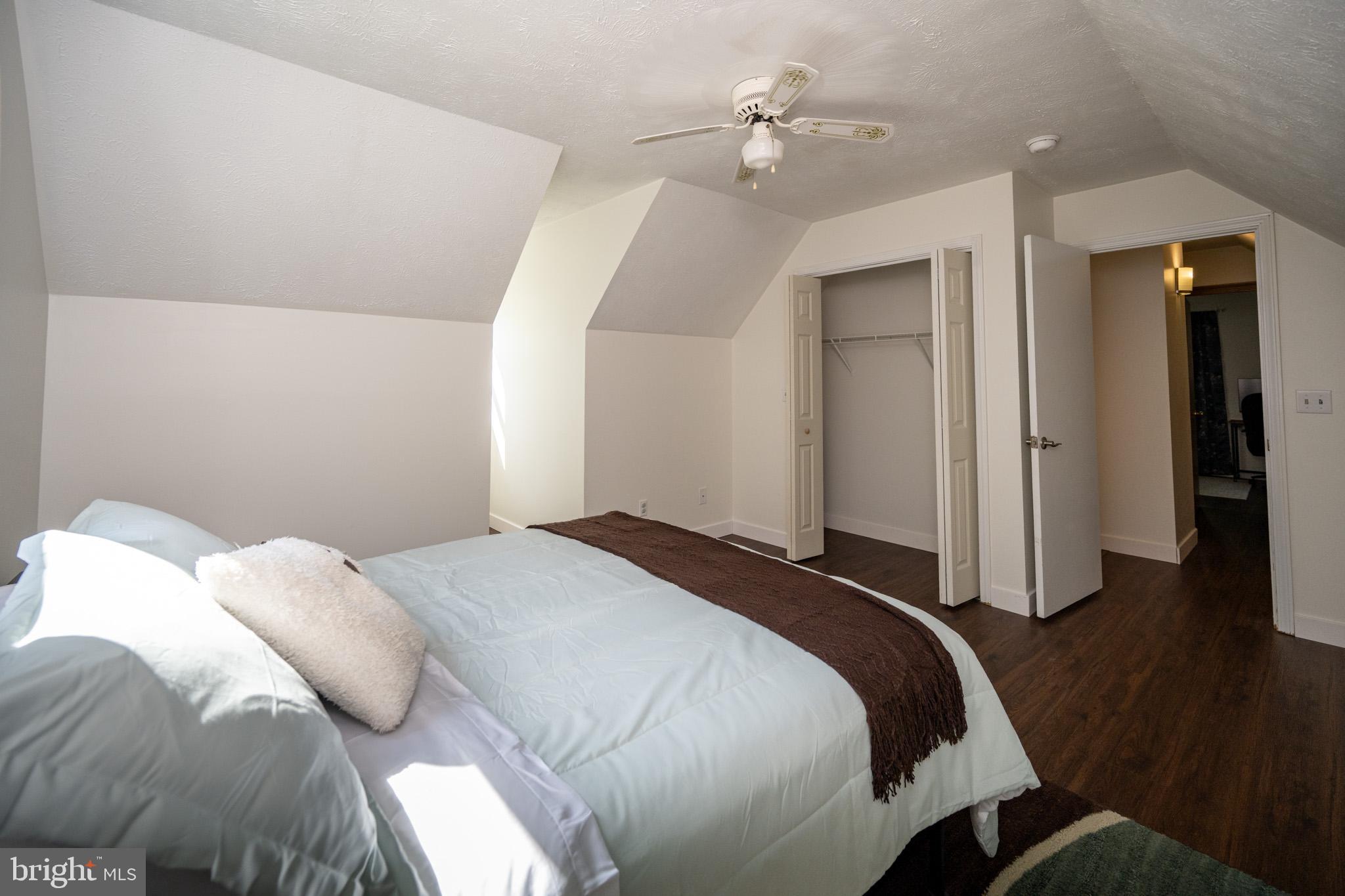 MITCHELL MANOR - Residential