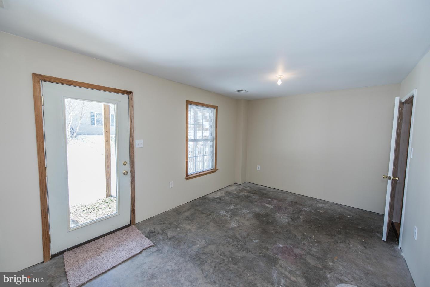 HAMMONDS MILL - Residential