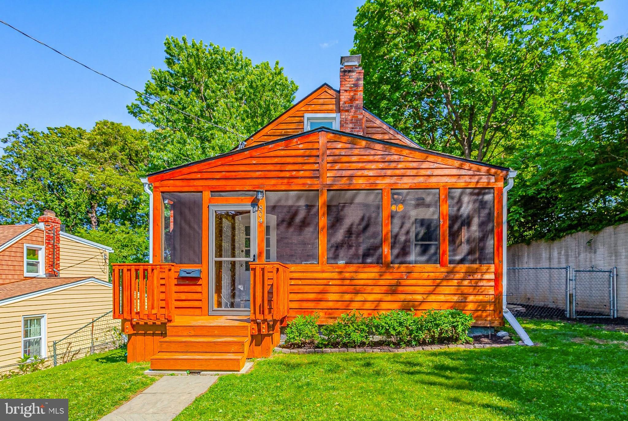 804 WADE AVENUE