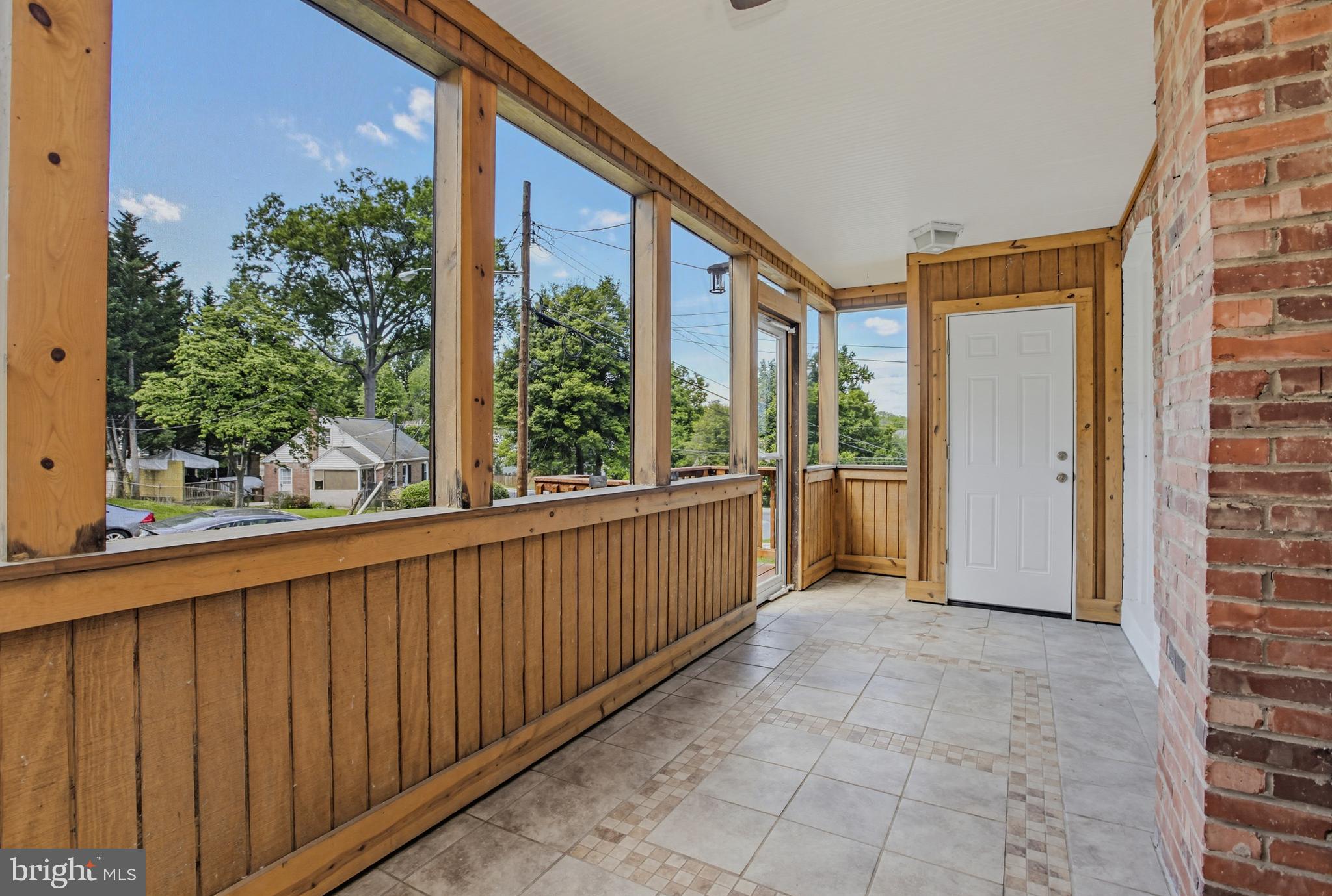 ROCKCREST - Residential