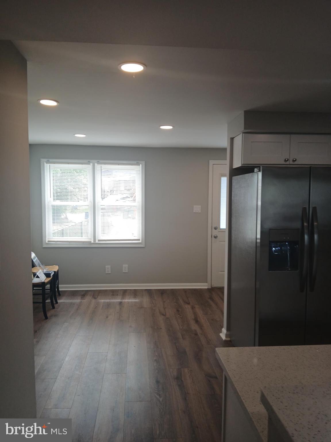 HOLLINSWOOD - Residential