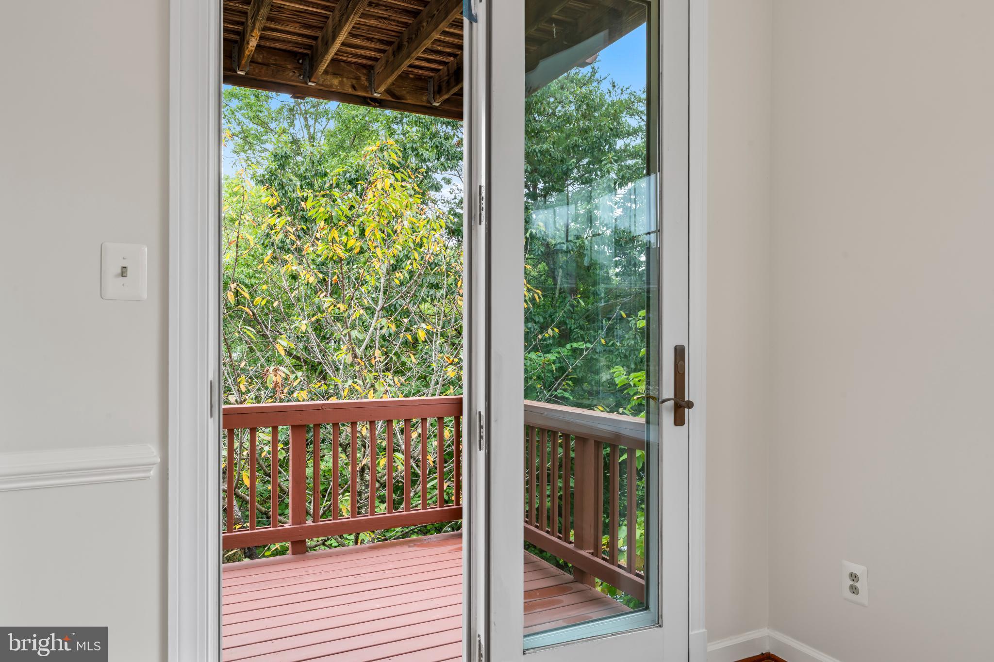 WOODLAND LAKE - Residential