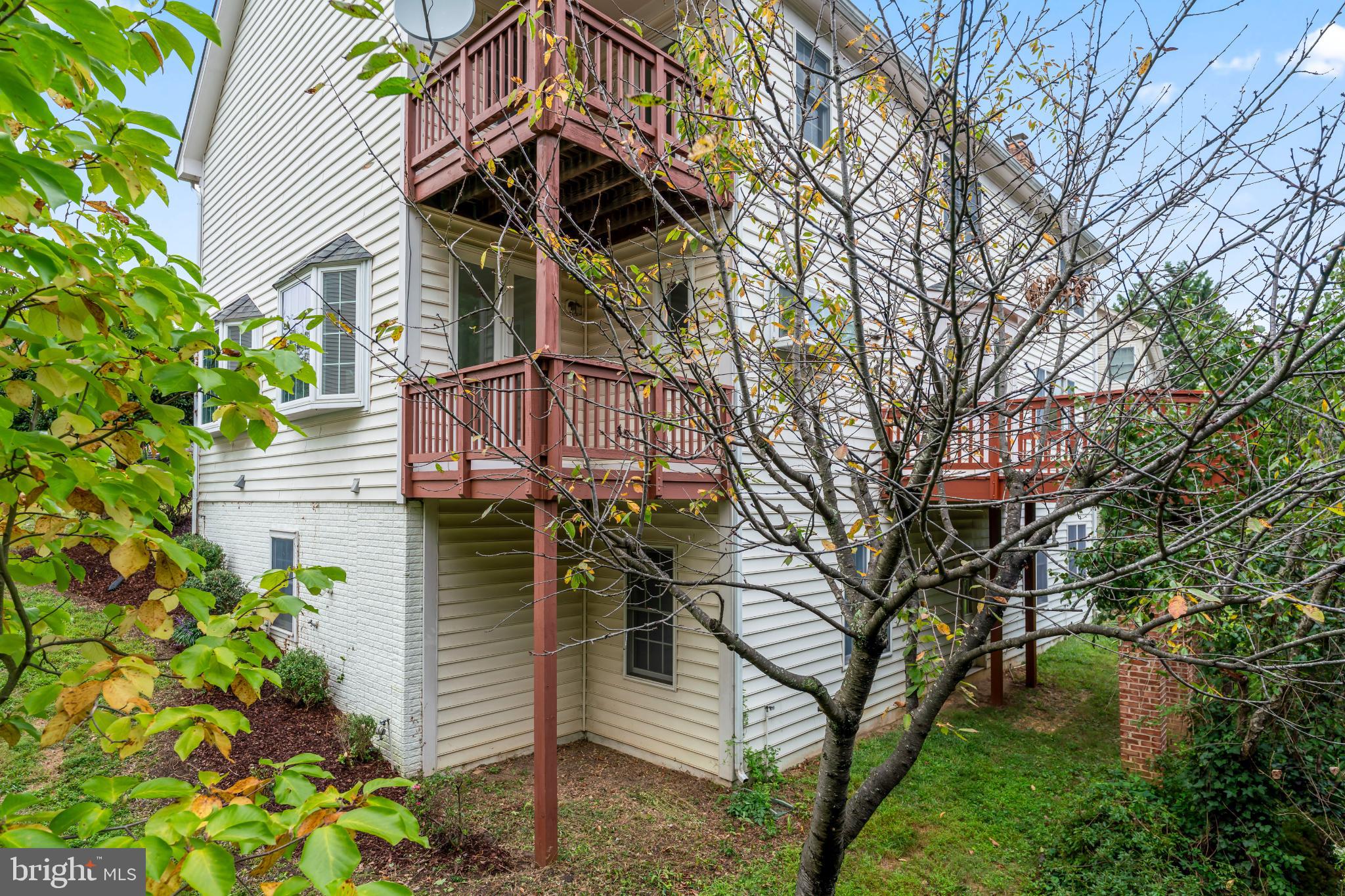 WOODLAND LAKE - Residential