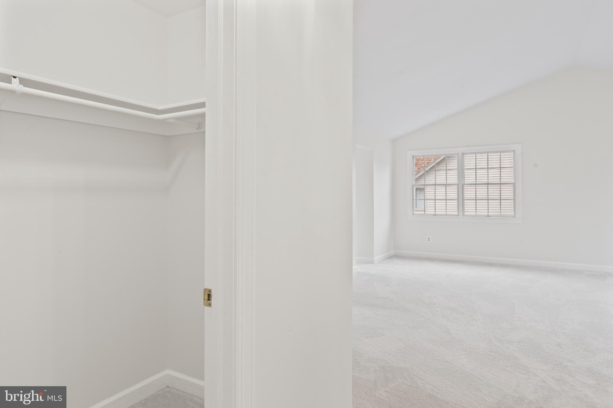 WOODLAND LAKE - Residential