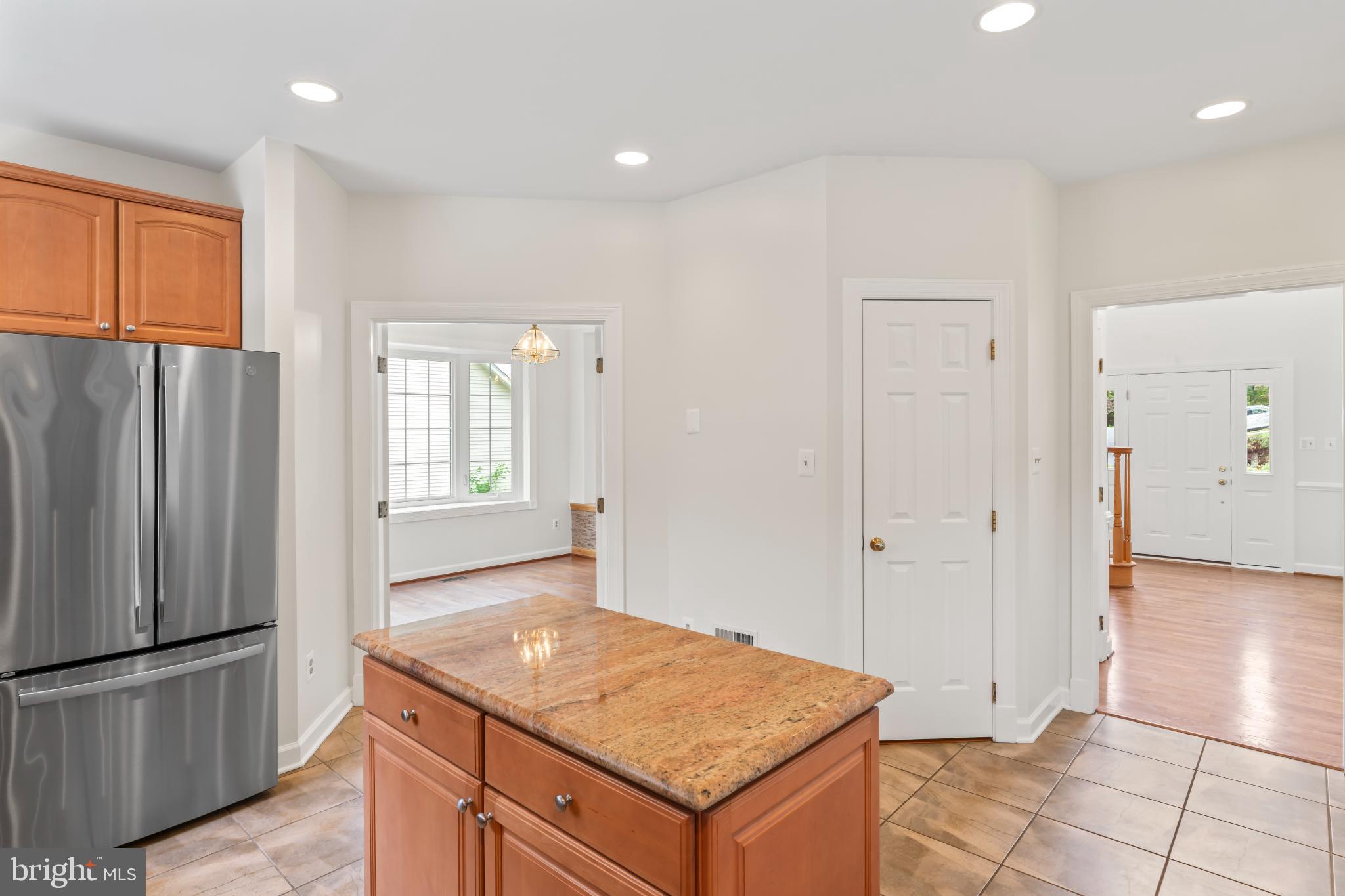 WOODLAND LAKE - Residential