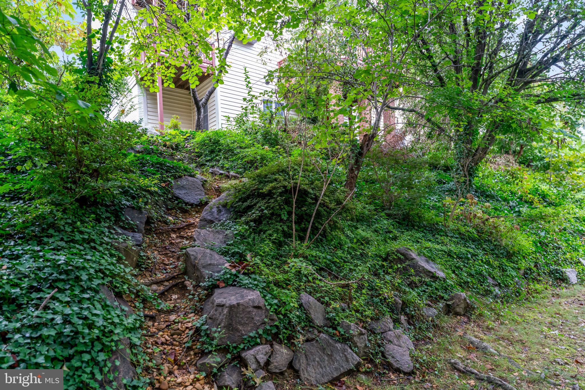 WOODLAND LAKE - Residential