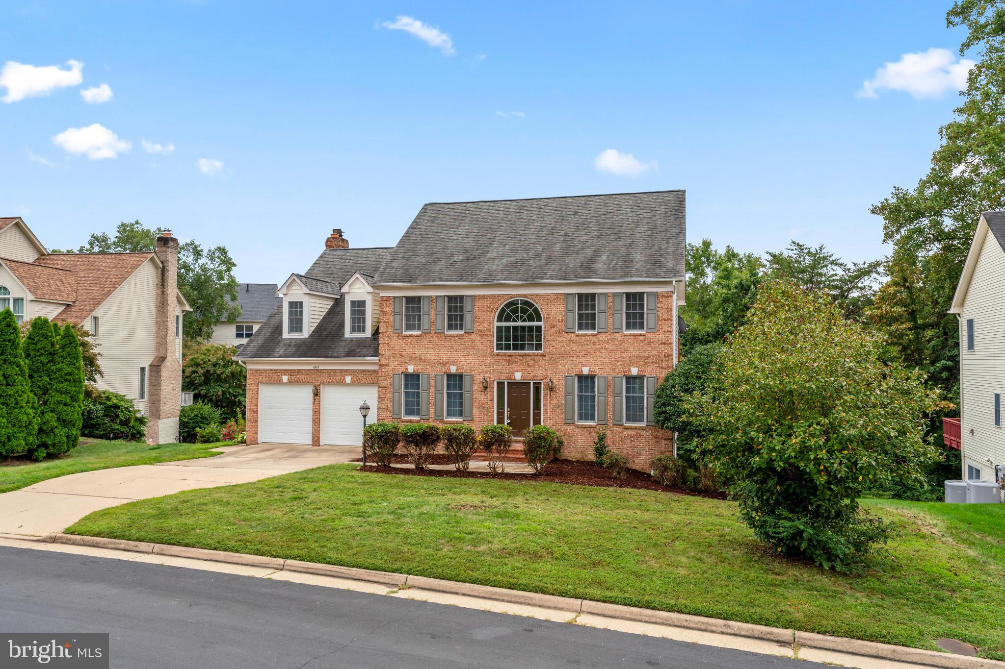 WOODLAND LAKE - Residential