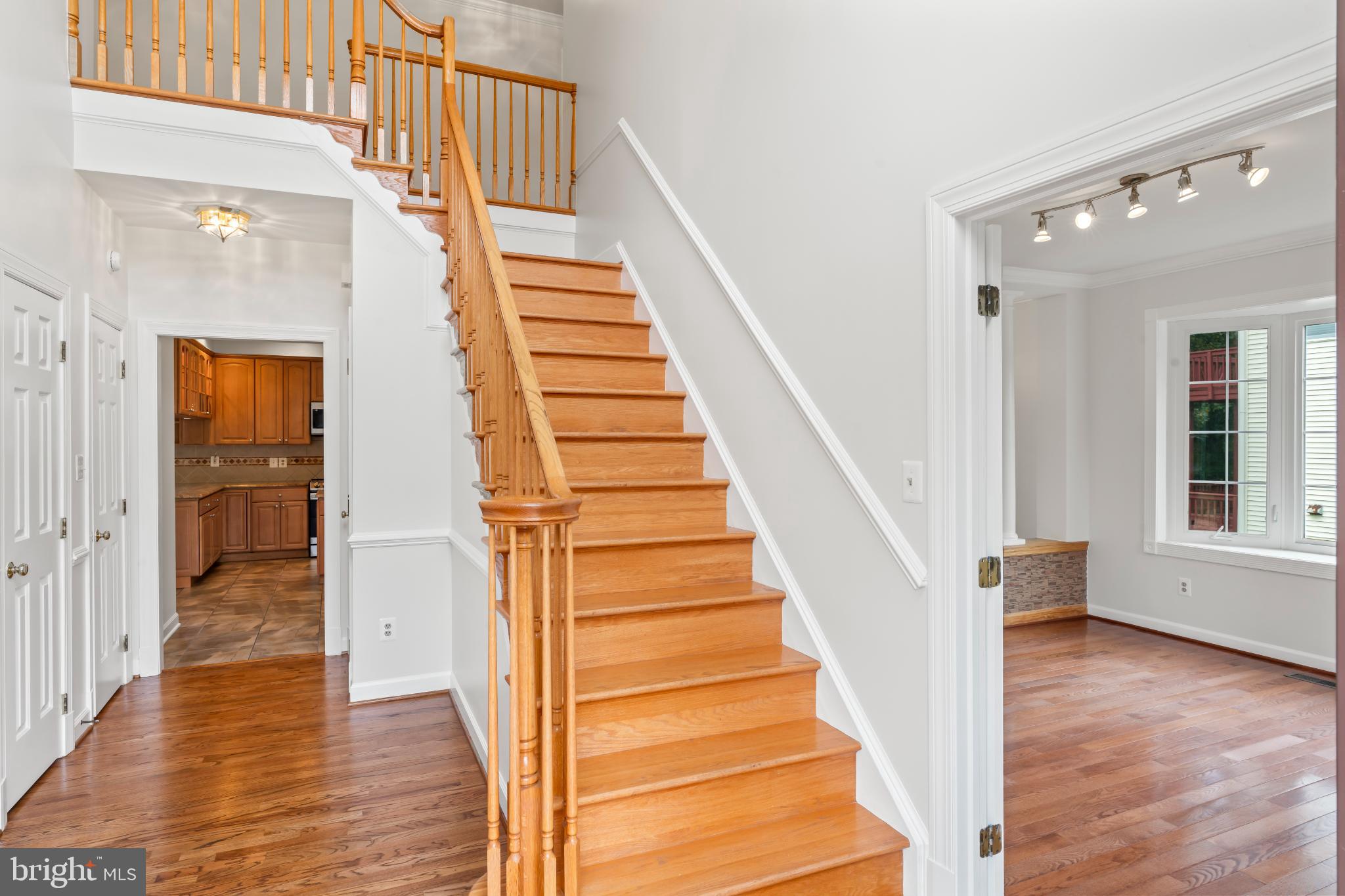 WOODLAND LAKE - Residential