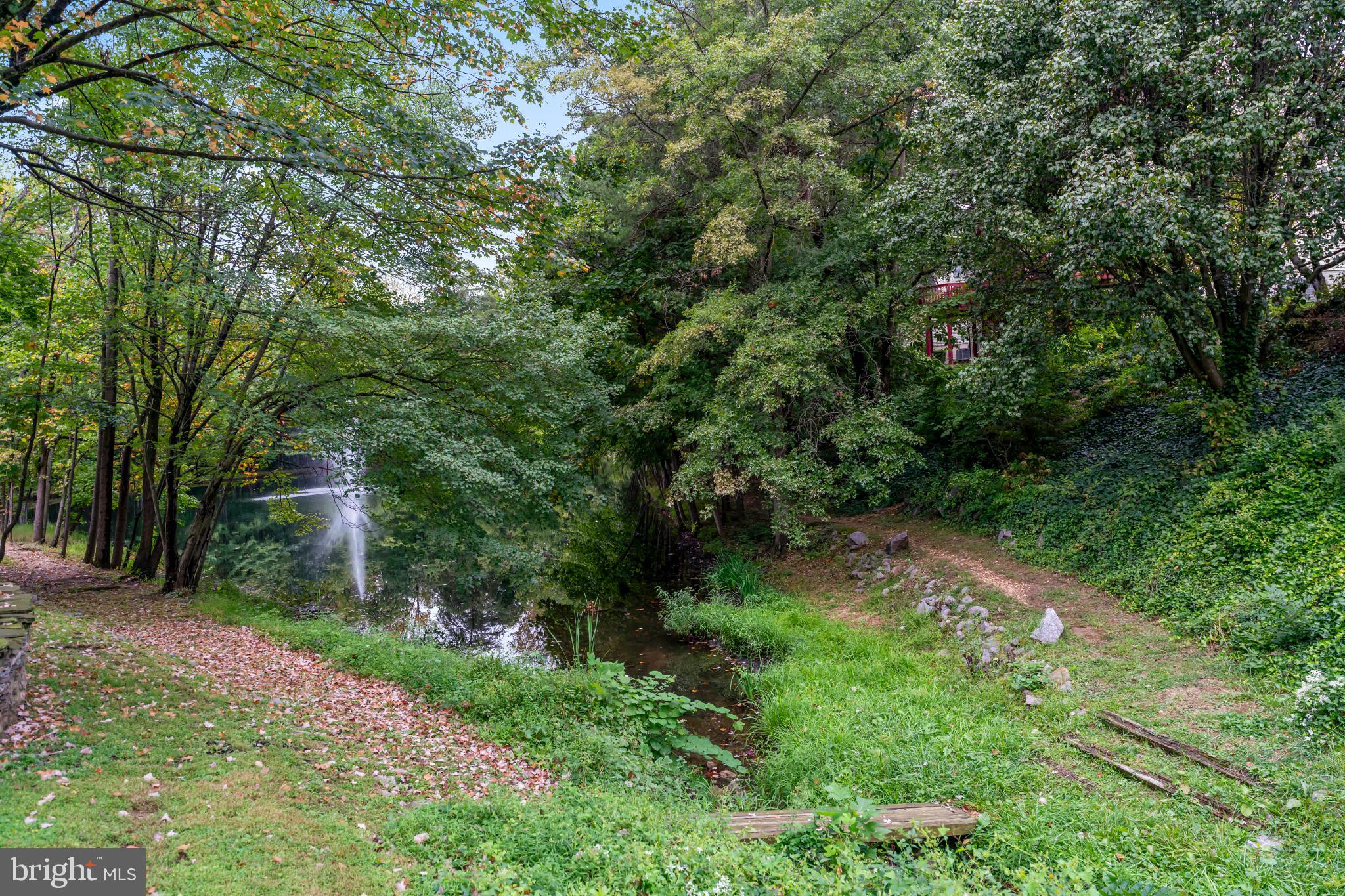 WOODLAND LAKE - Residential