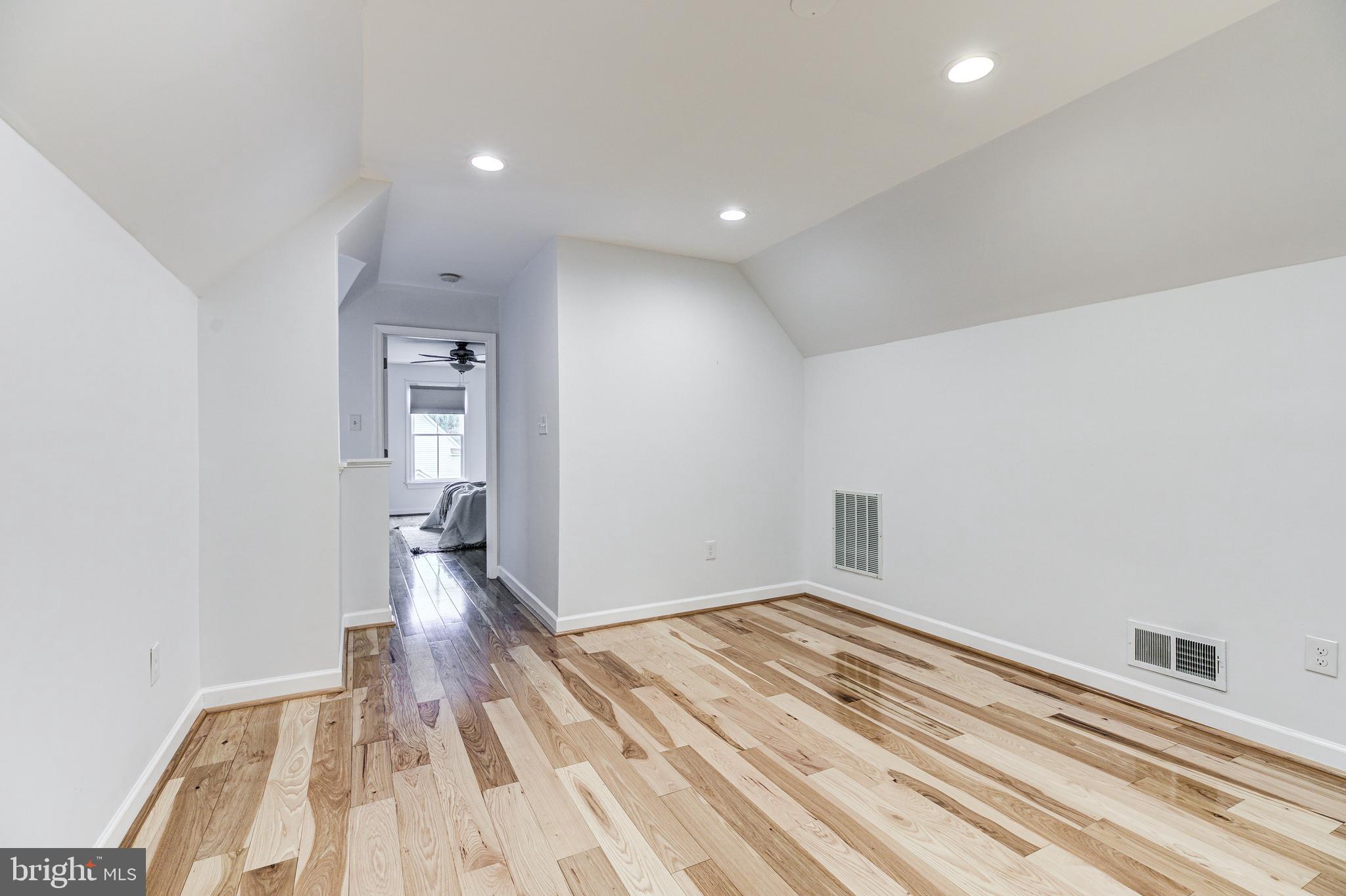 KING FARM - Residential