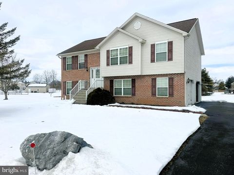 2210 STORMS STORE ROAD NEW OXFORD PA 17350