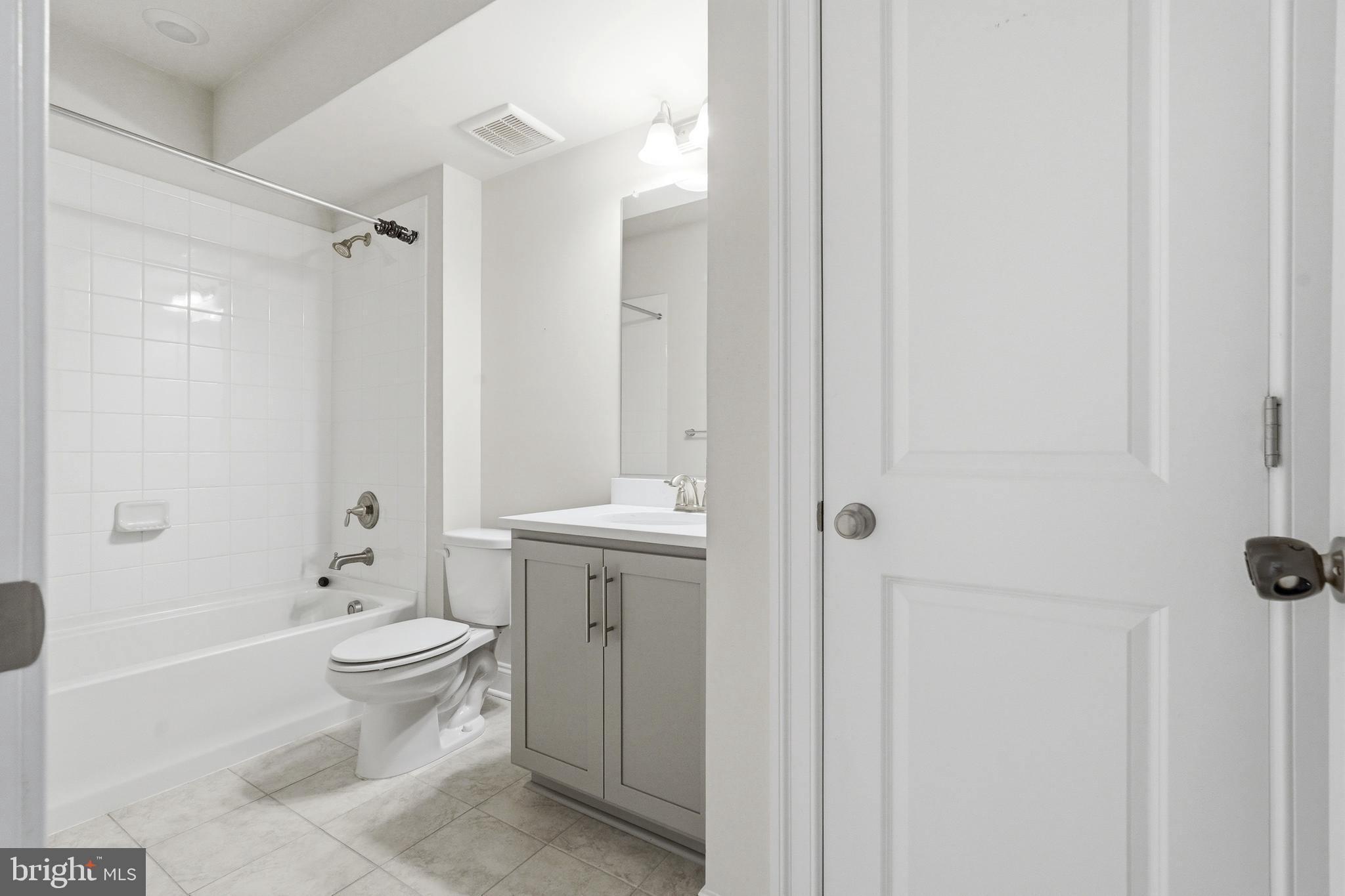 STONEGATE - Residential