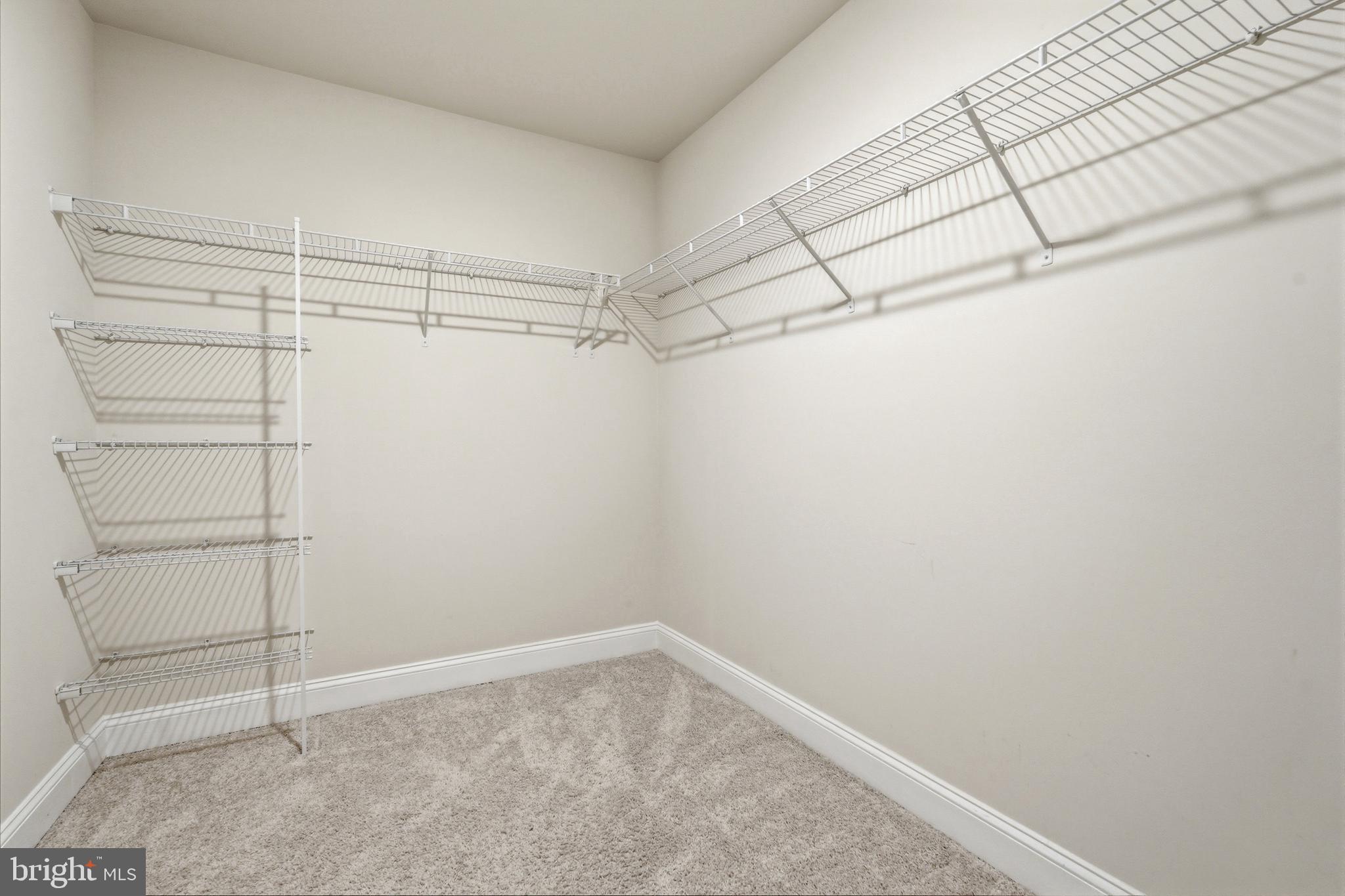 STONEGATE - Residential