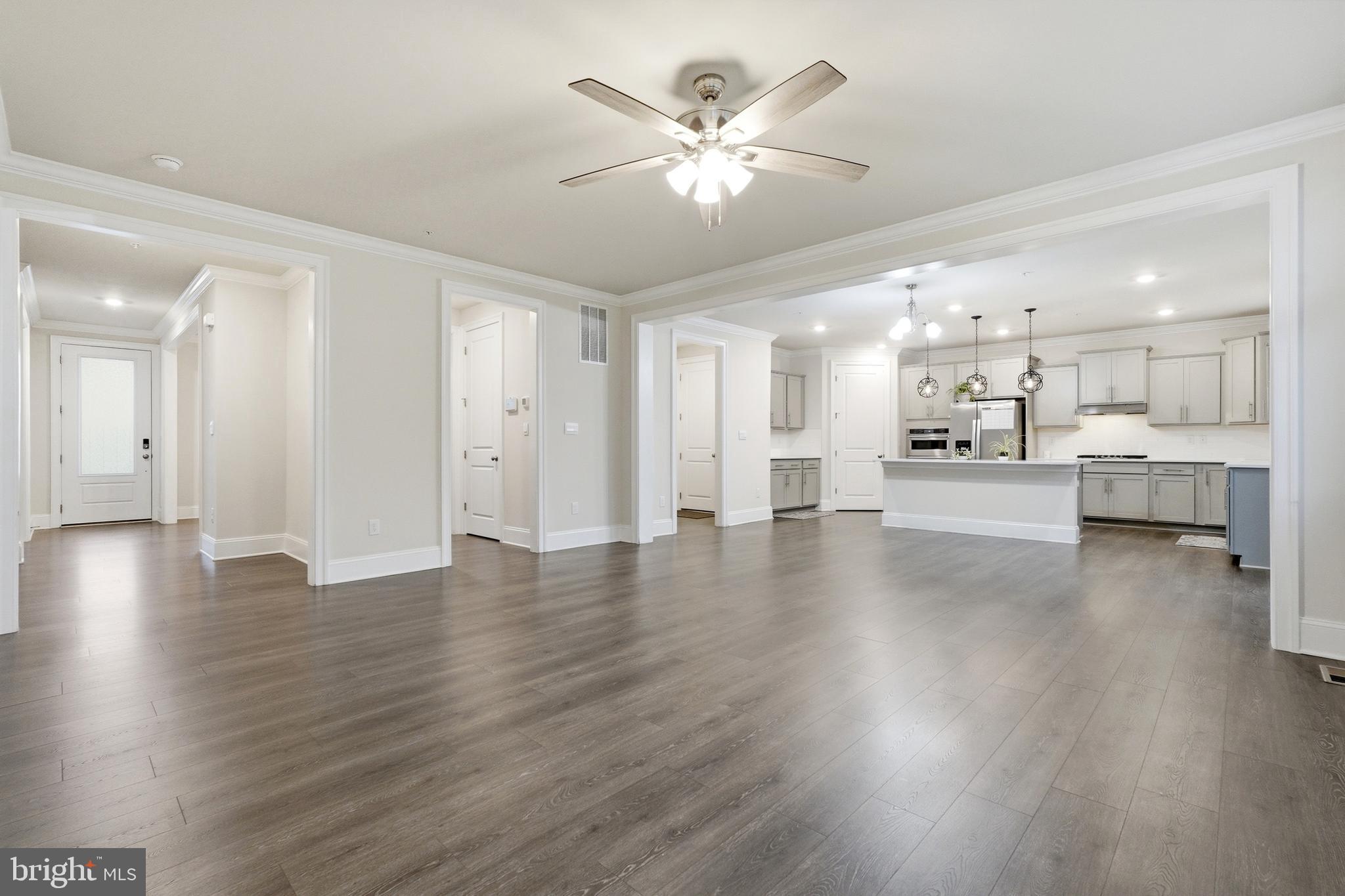 STONEGATE - Residential