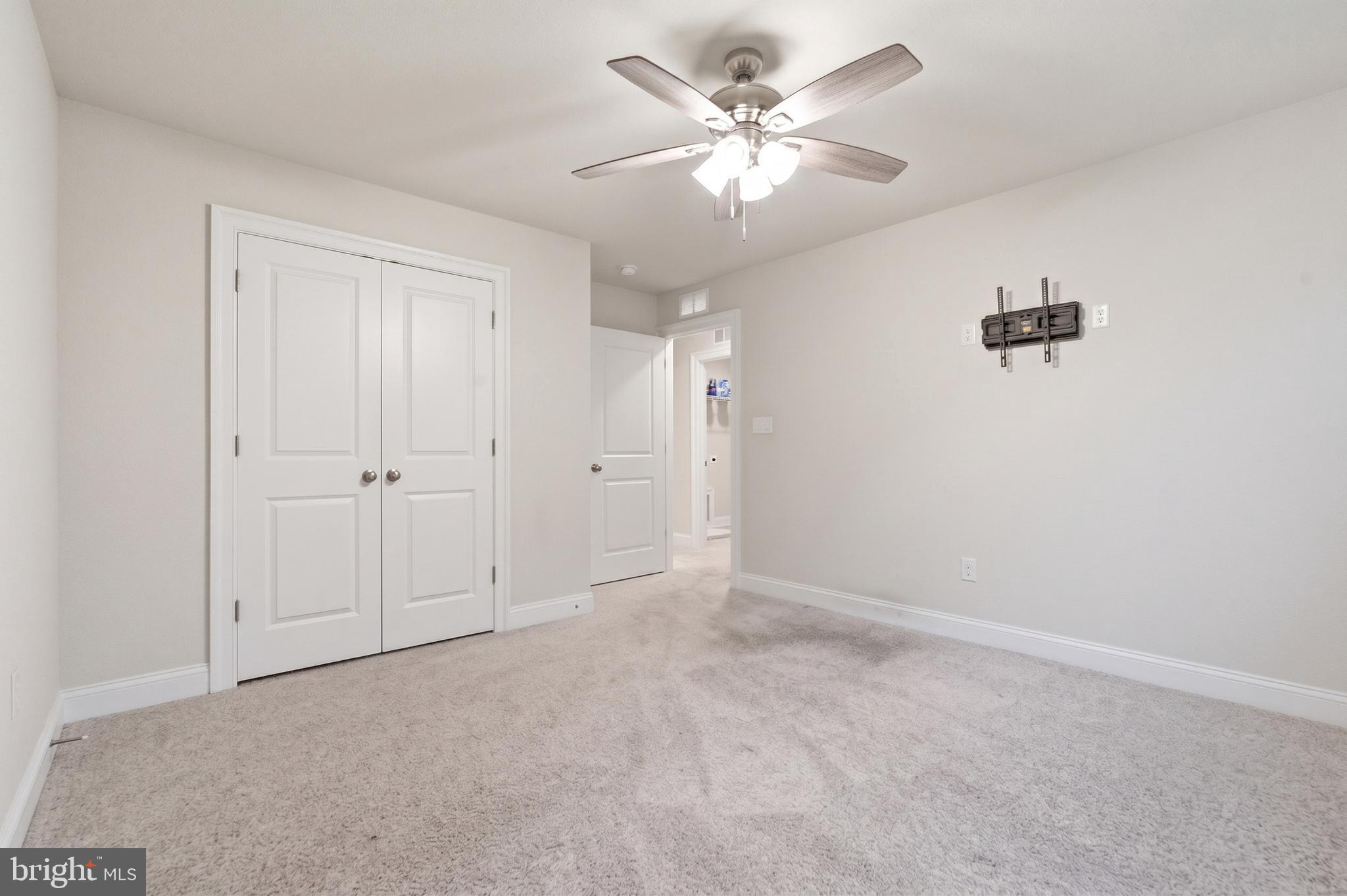 STONEGATE - Residential