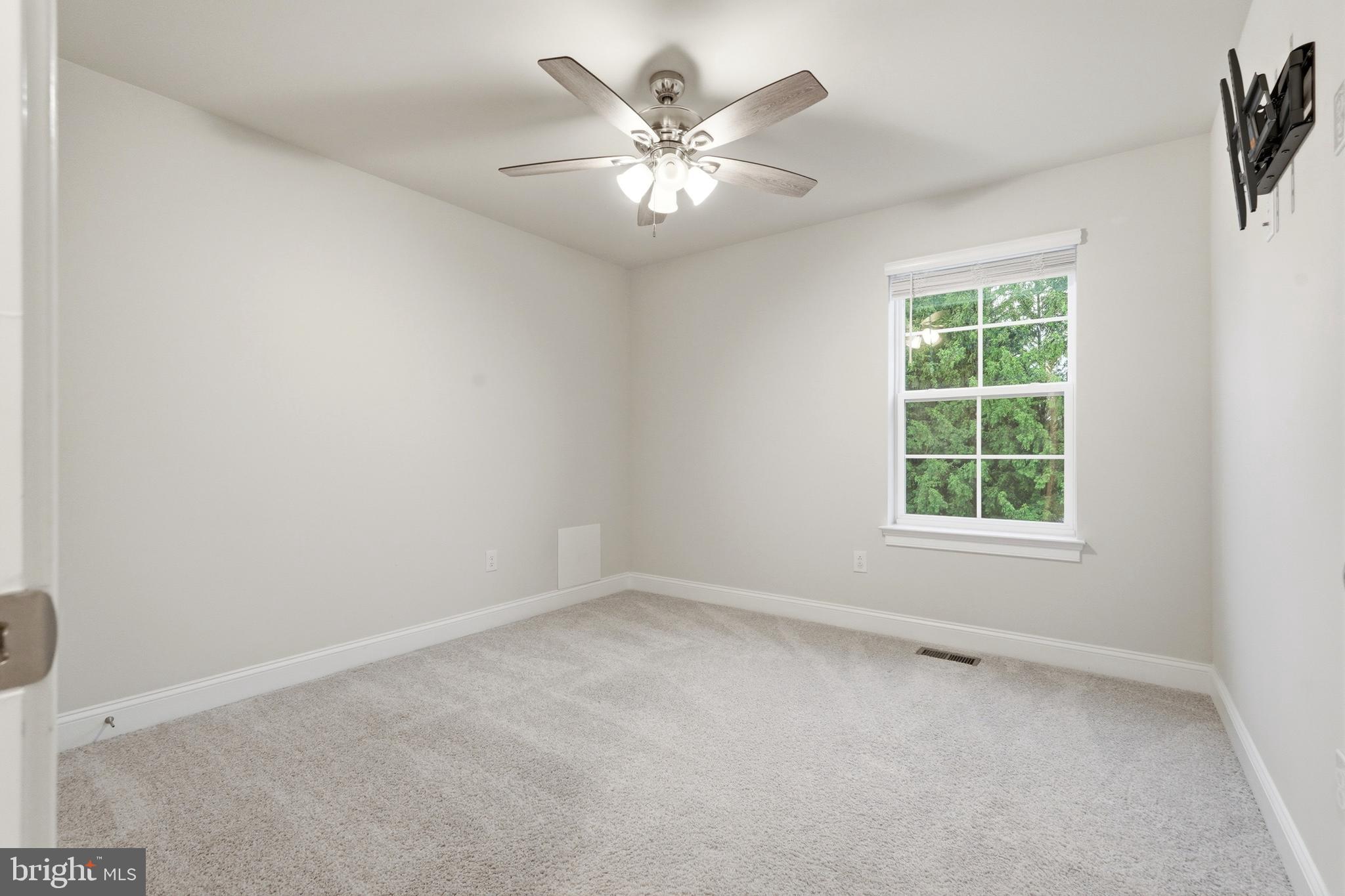 STONEGATE - Residential