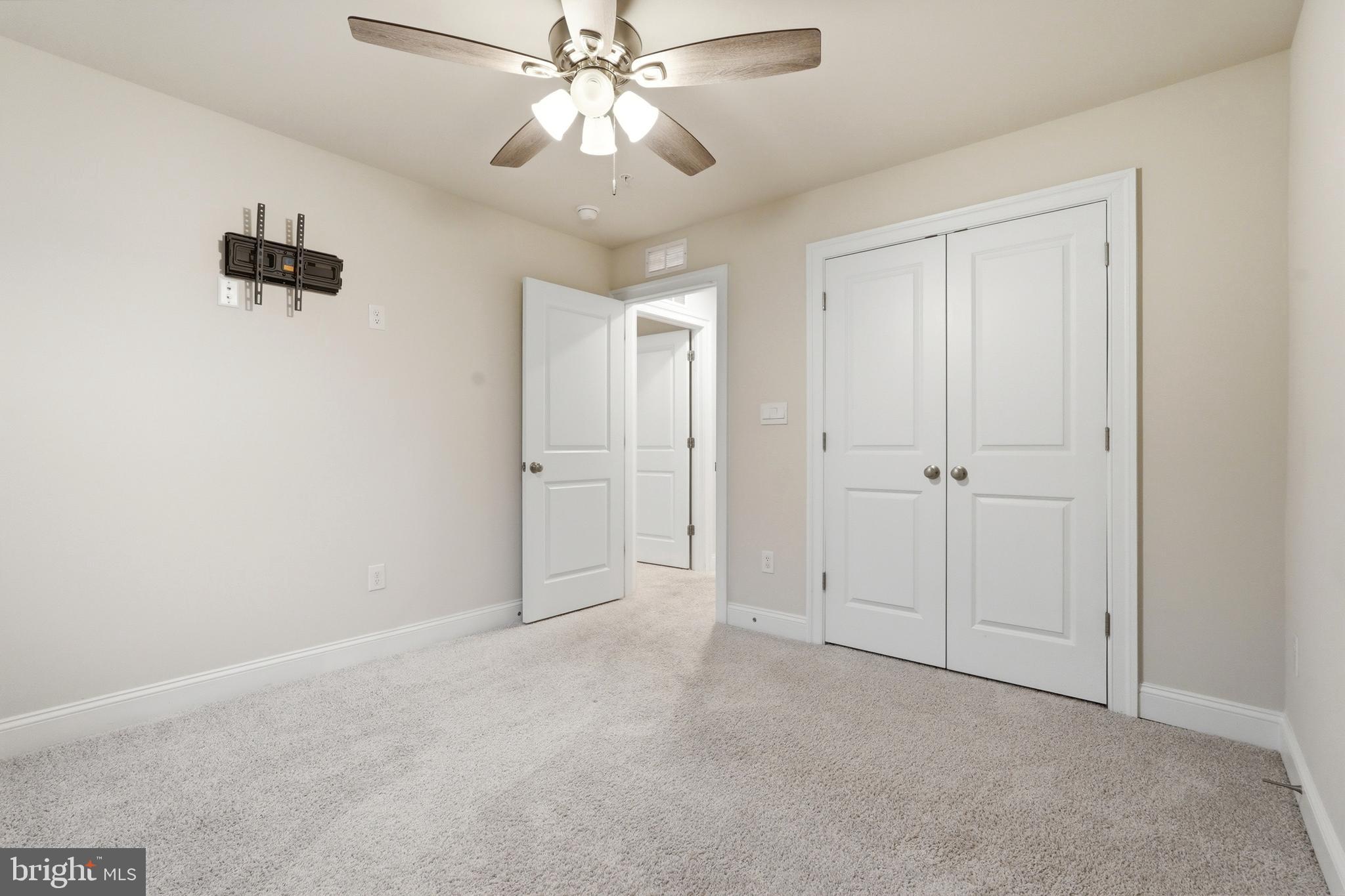 STONEGATE - Residential